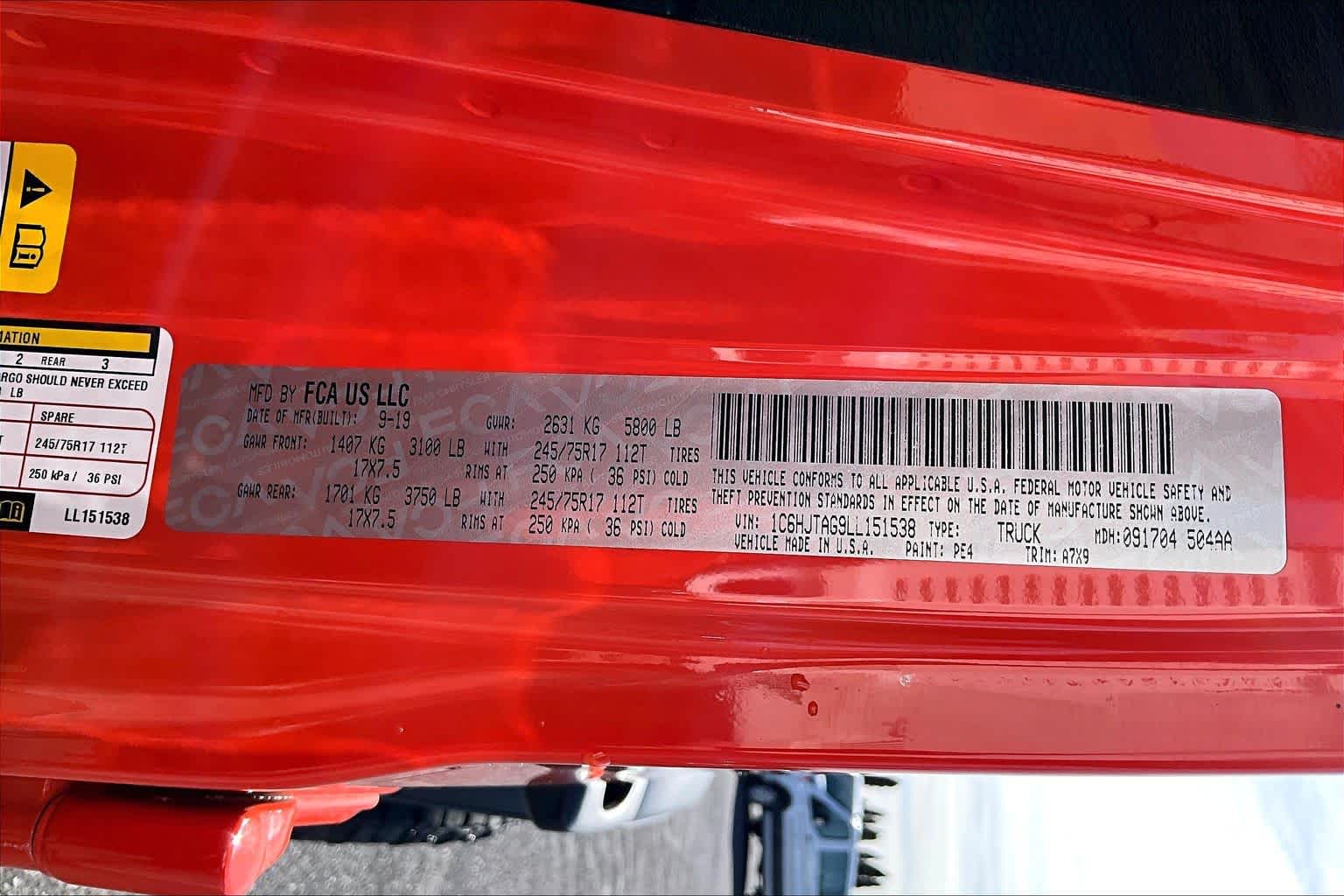 Thumbnail: 2020 Jeep Gladiator - 20