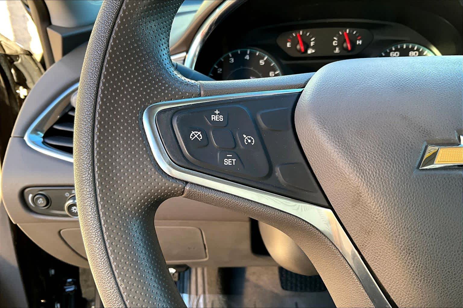 Thumbnail: 2019 Chevrolet Malibu - 24