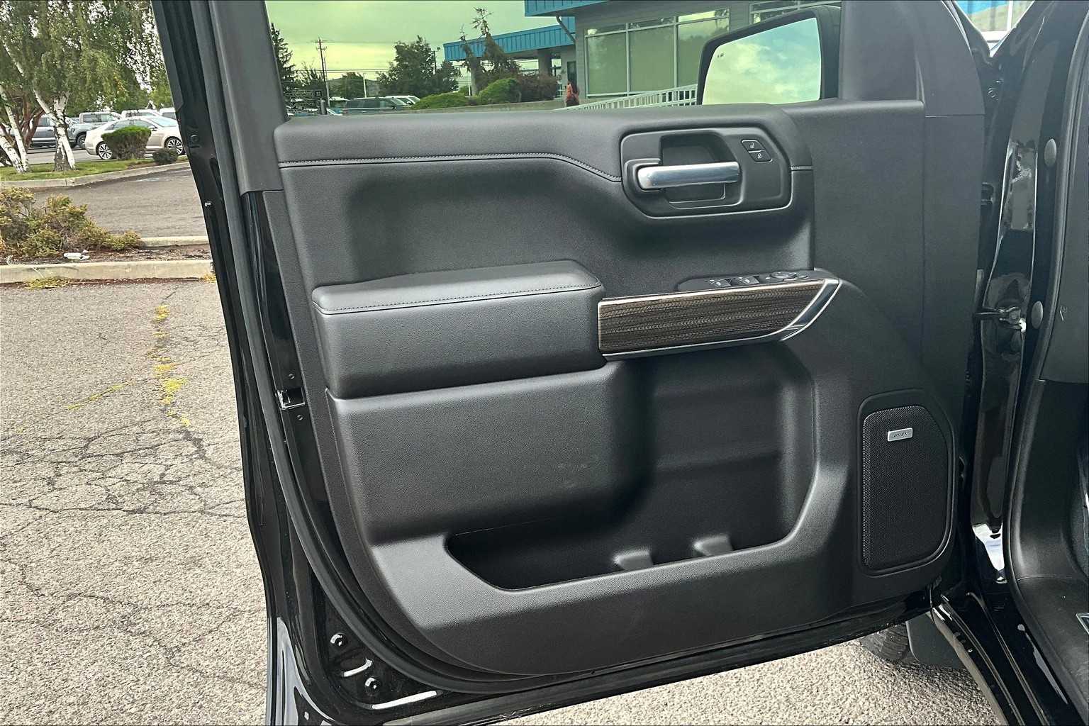 Thumbnail: 2021 Chevrolet Silverado 1500 - 27