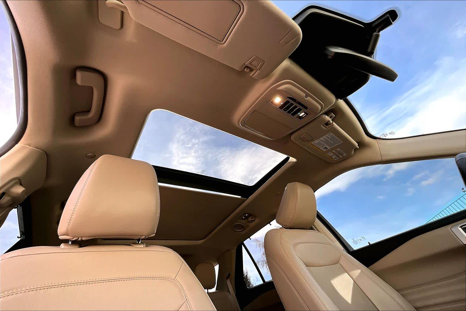 Thumbnail: 2021 Ford Explorer - 30