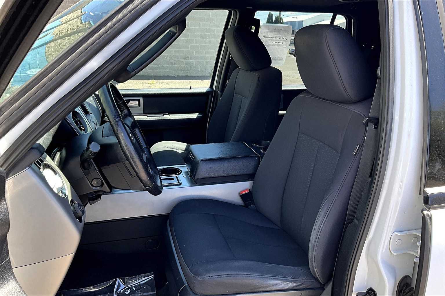 Thumbnail: 2017 Ford Expedition - 11