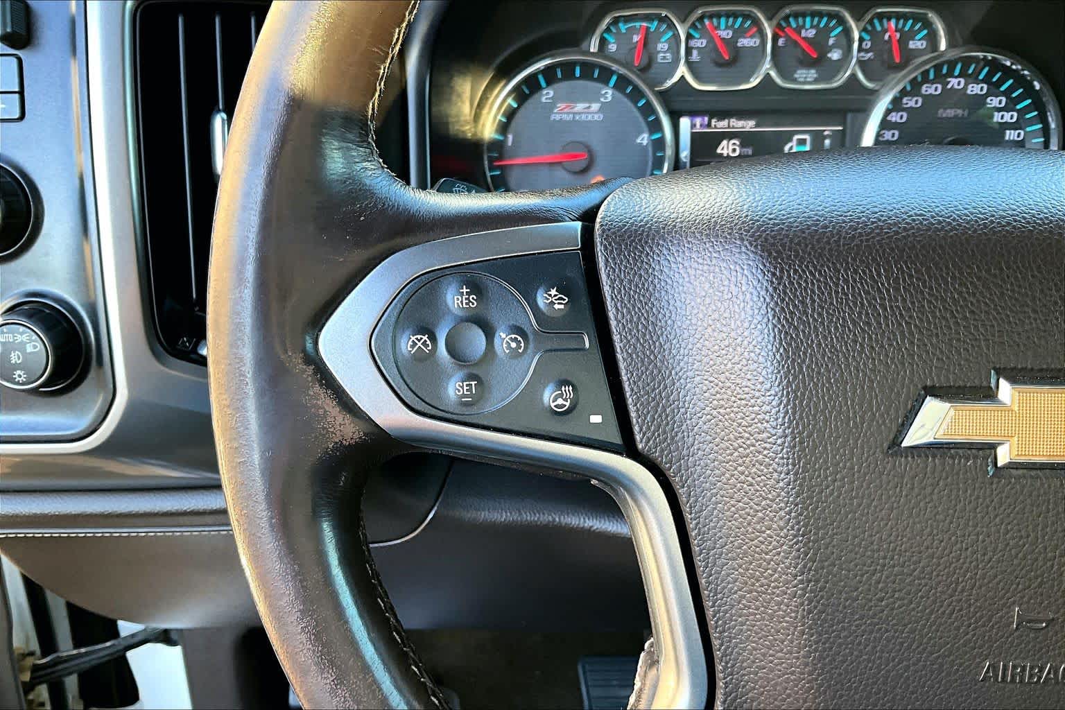 Thumbnail: 2015 Chevrolet Silverado 2500 - 24