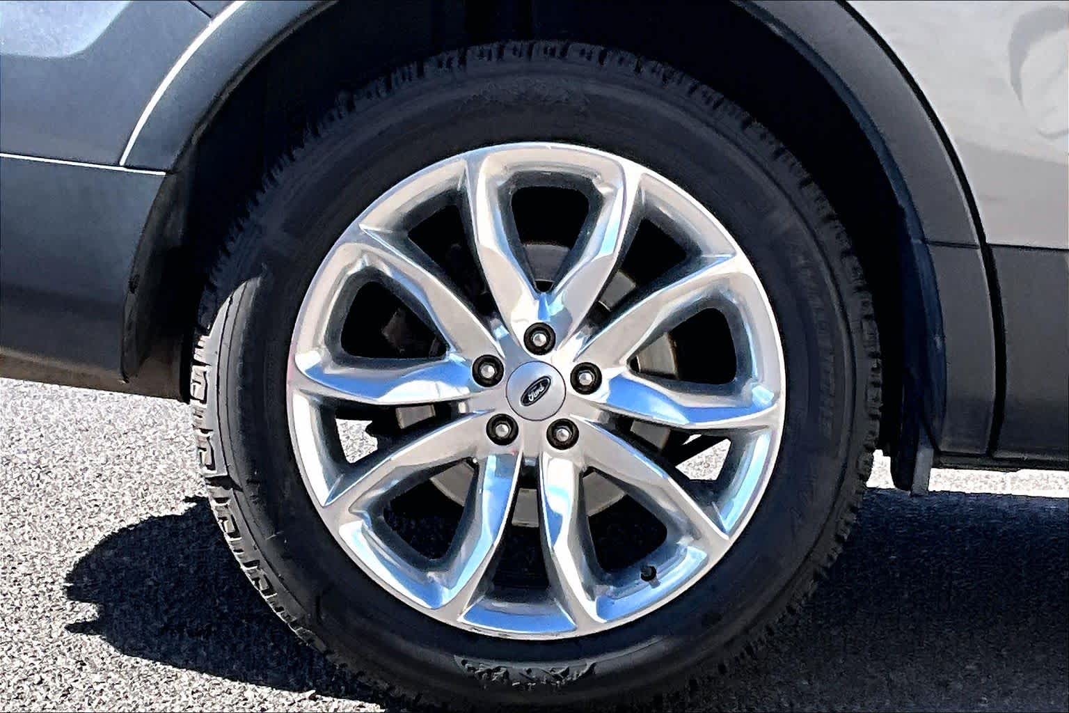 Thumbnail: 2013 Ford Explorer - 36