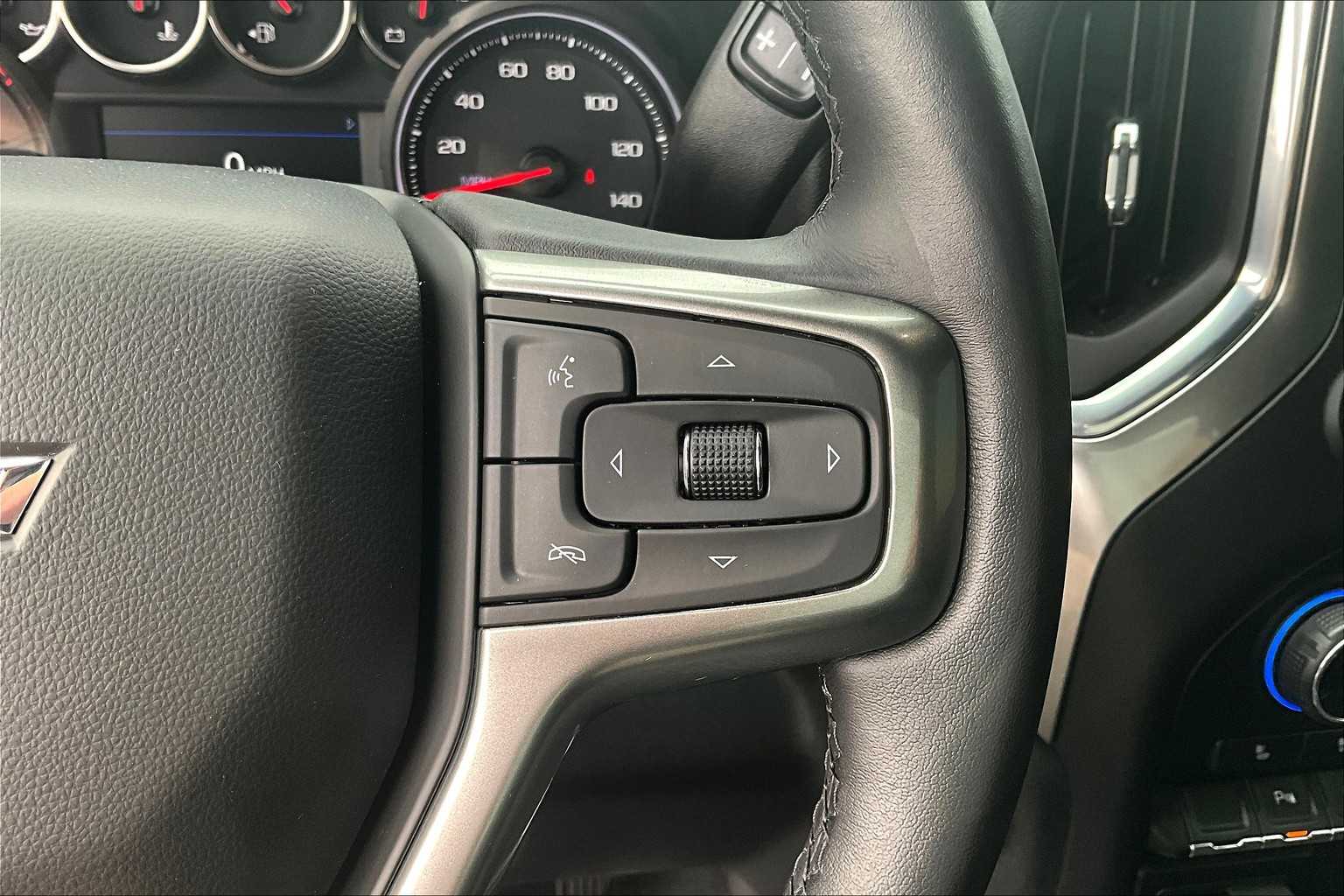 Thumbnail: 2021 Chevrolet Silverado 1500 - 25