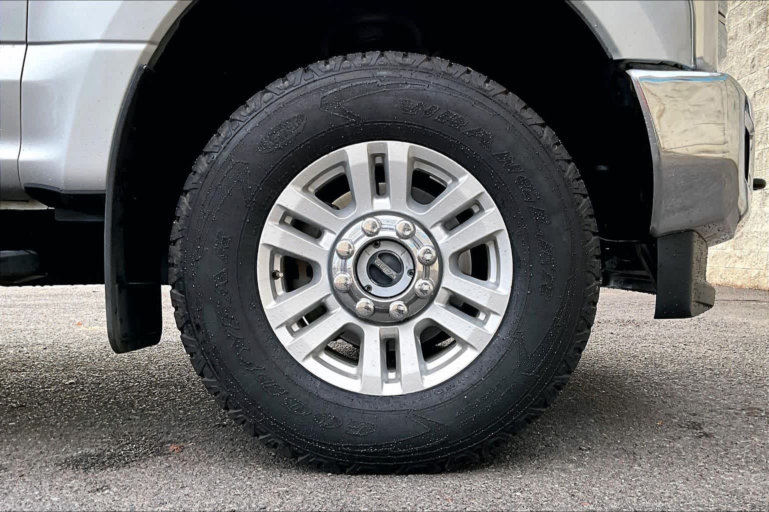 Thumbnail: 2019 Ford F-250 - 34