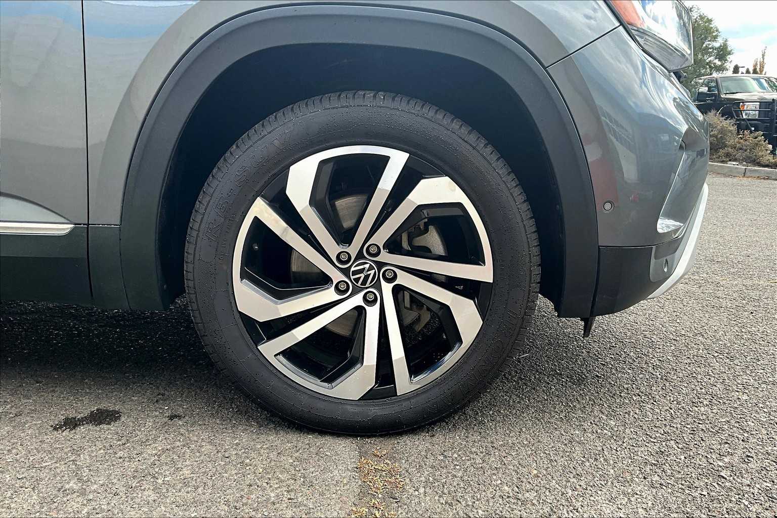 Thumbnail: 2021 Volkswagen Atlas - 34