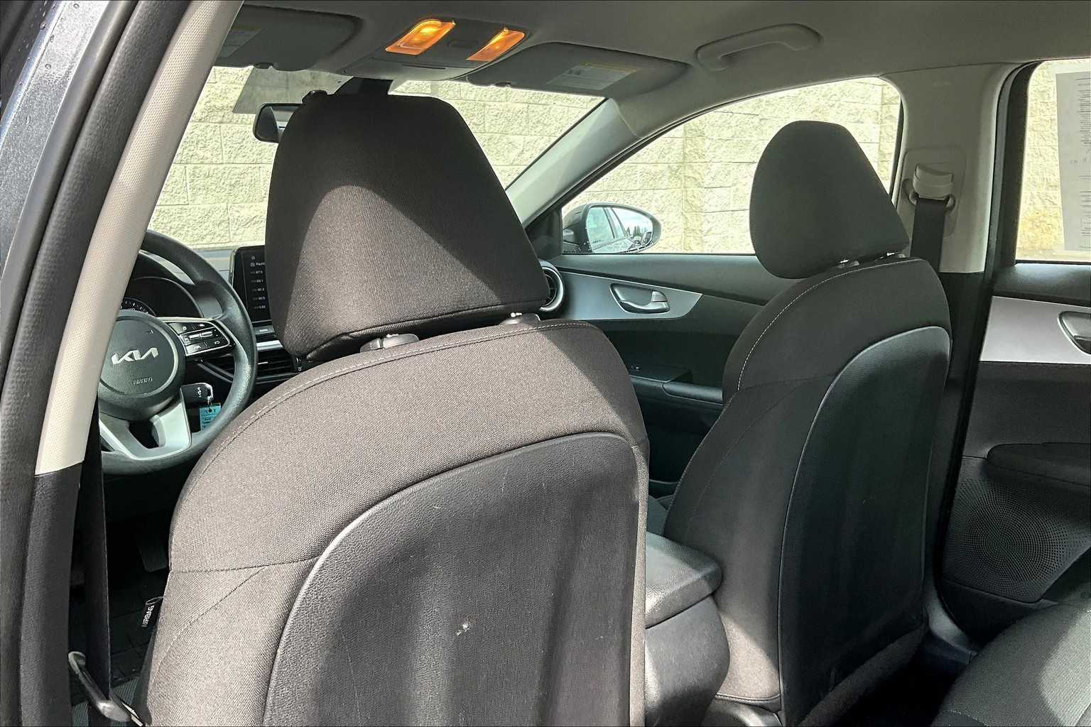 Thumbnail: 2023 Kia Forte - 12