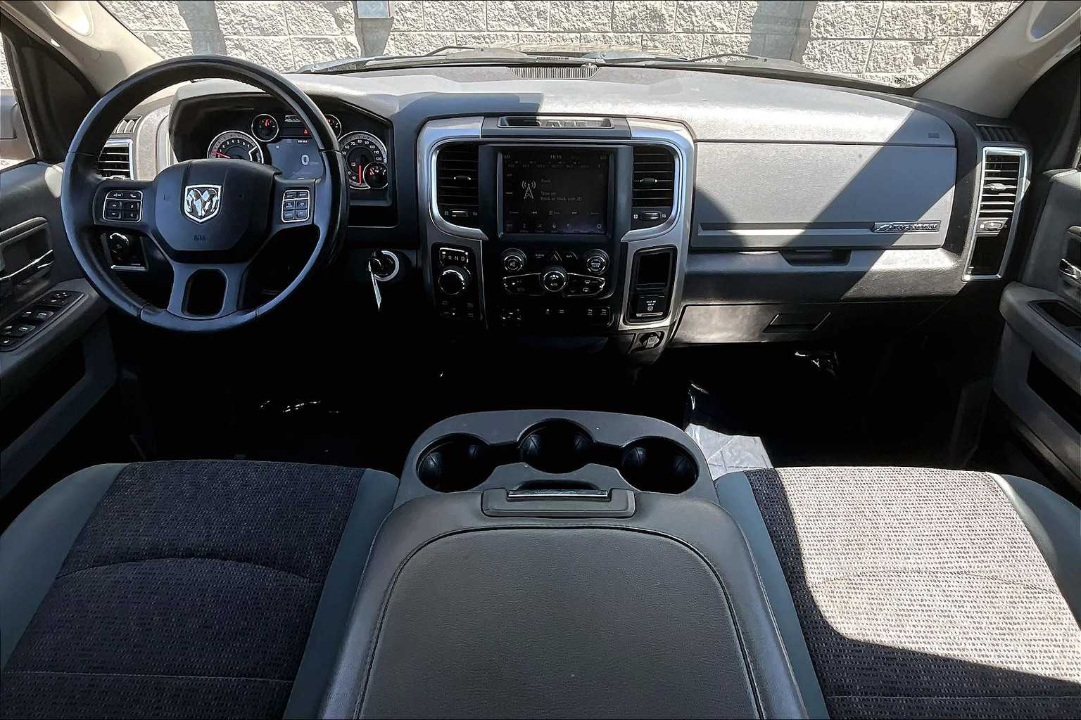 2019 RAM 1500 Classic Big Horn 10