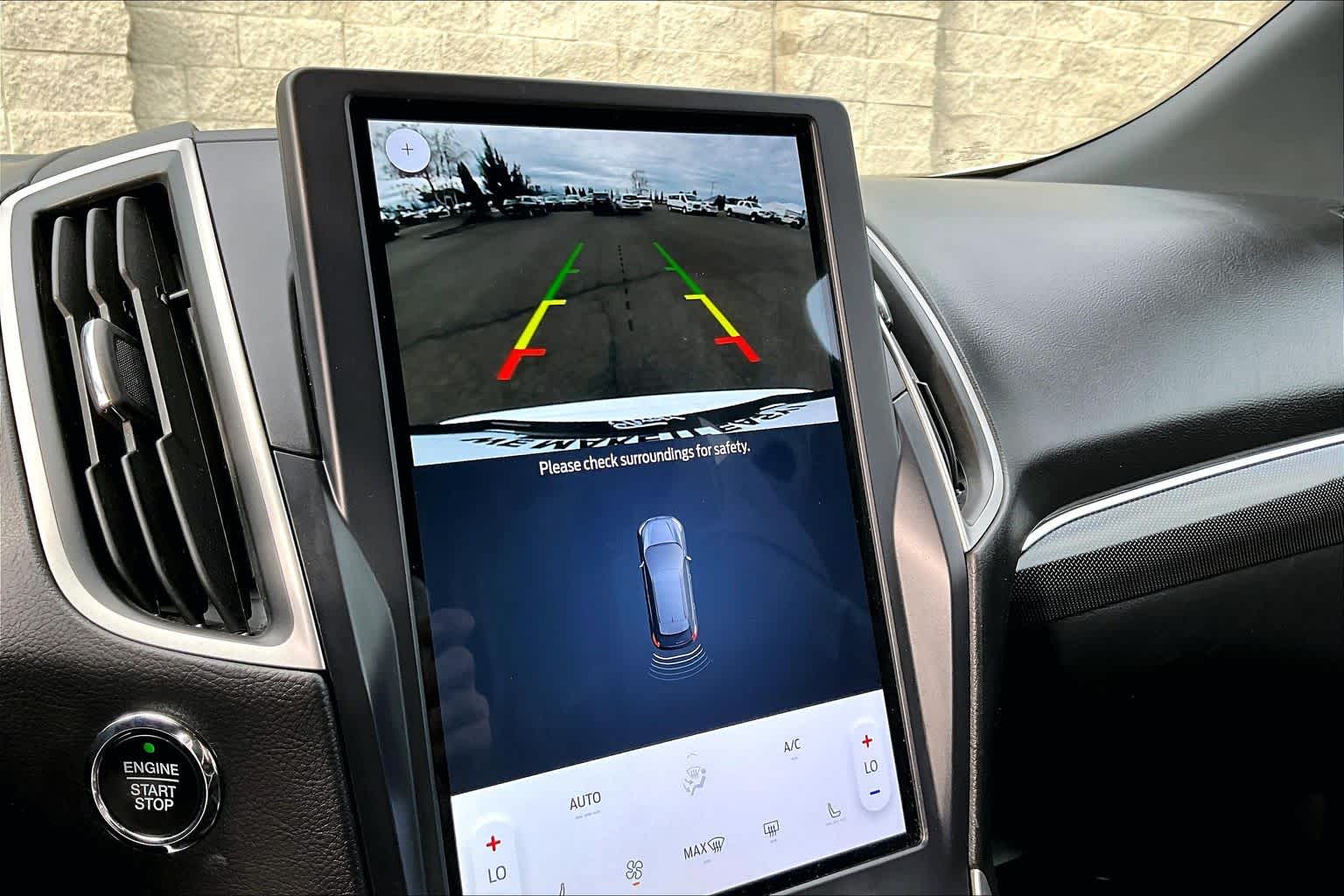 Thumbnail: 2022 Ford Edge - 26