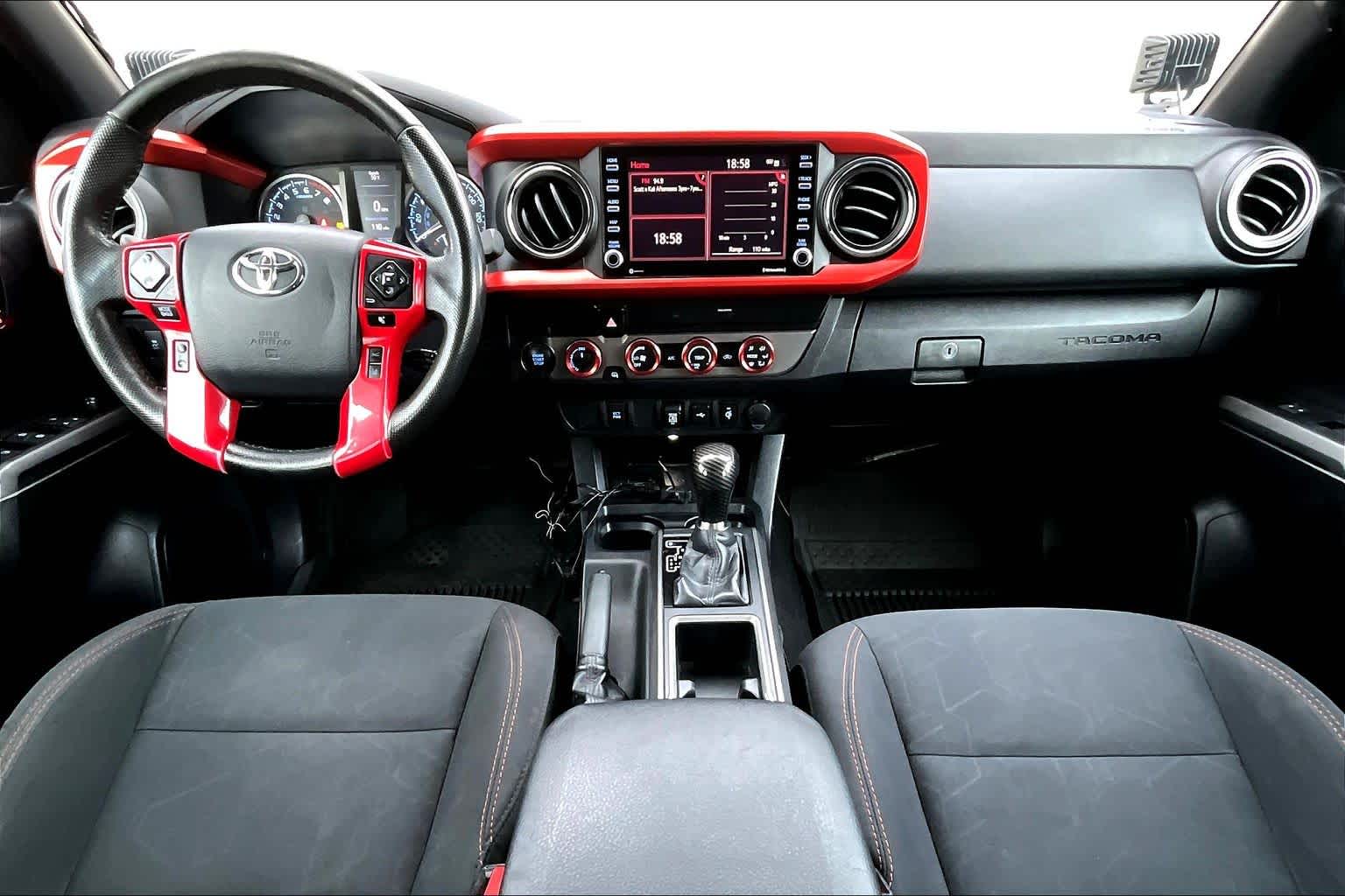 Thumbnail: 2020 Toyota Tacoma - 10