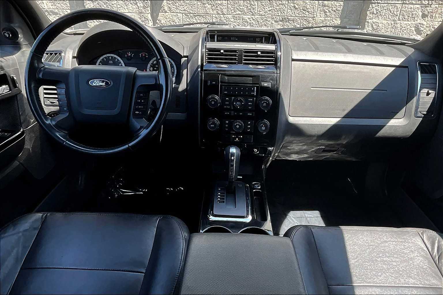 Thumbnail: 2010 Ford Escape - 10