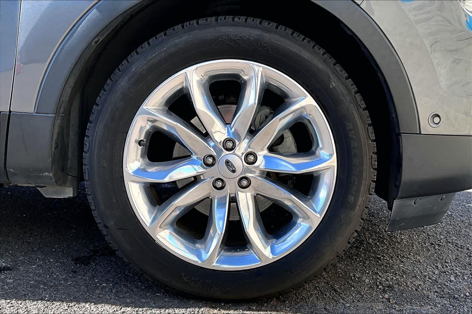 Thumbnail: 2013 Ford Explorer - 34