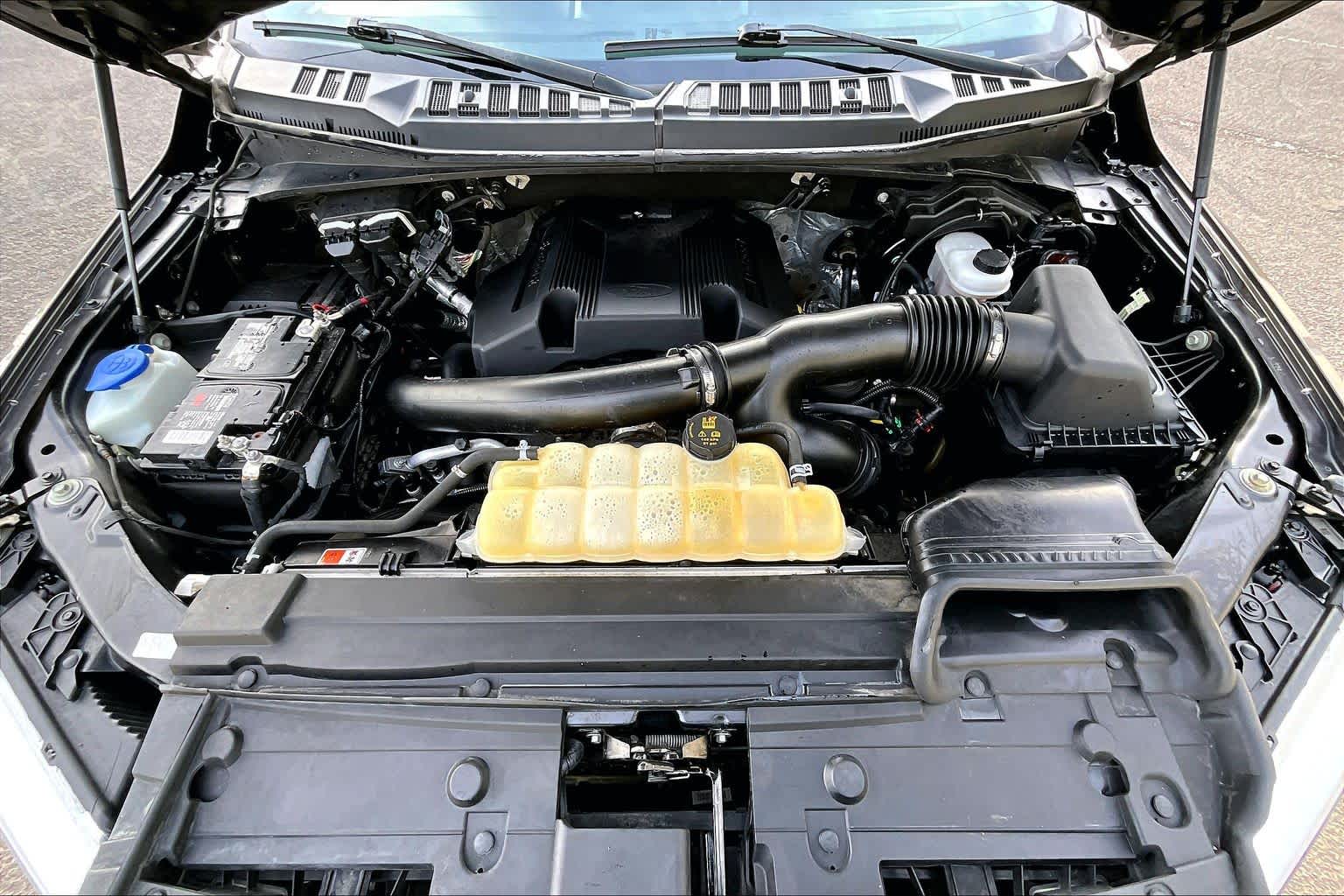 Thumbnail: 2018 Ford F-150 - 9