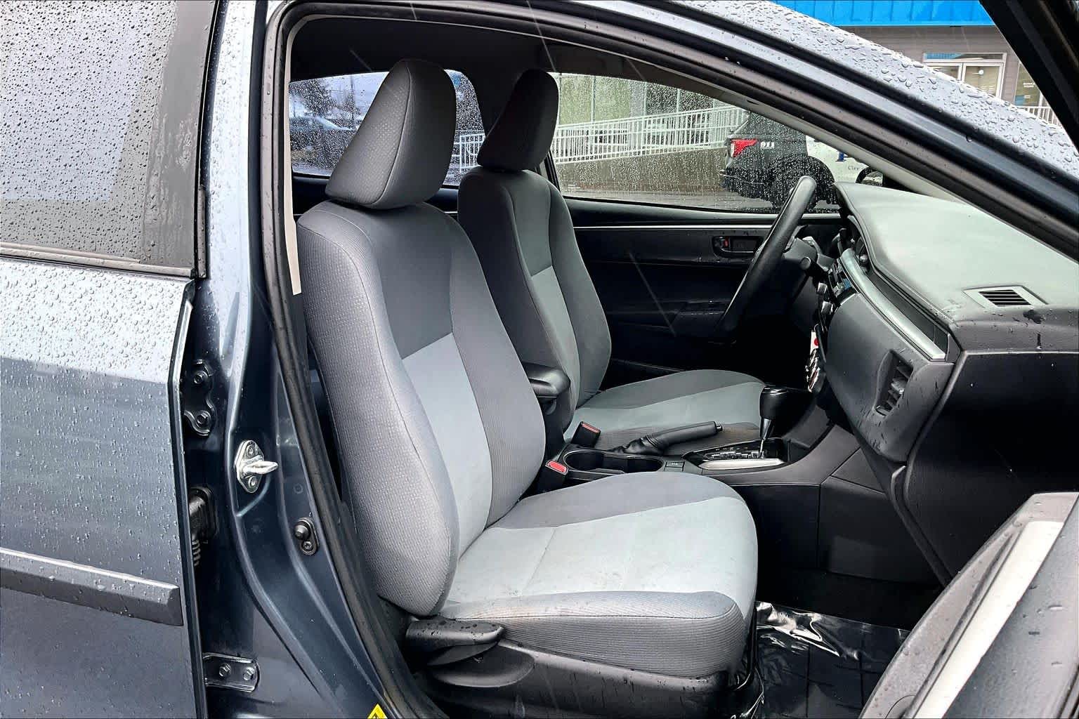 Thumbnail: 2014 Toyota Corolla - 13