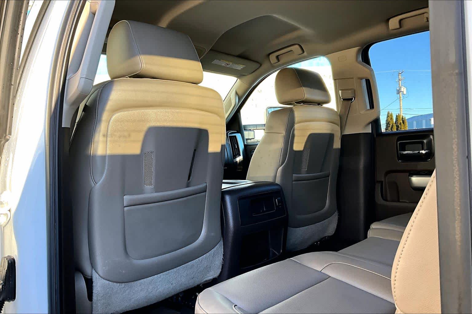 Thumbnail: 2015 Chevrolet Silverado 2500 - 12