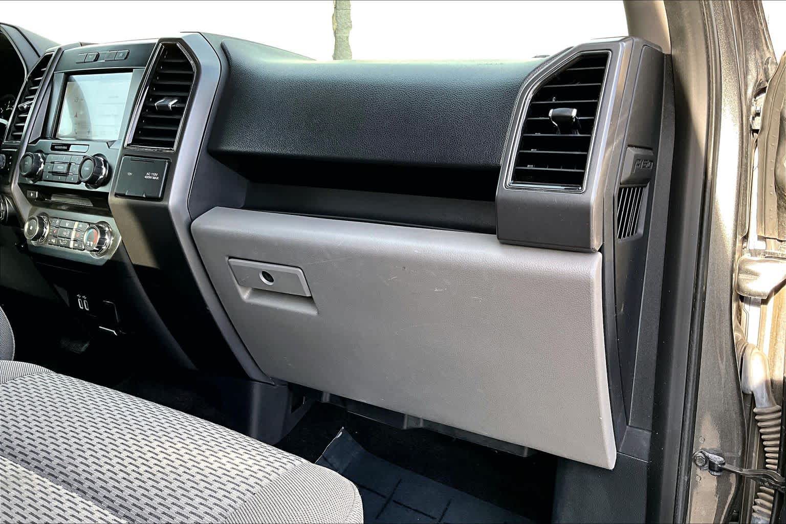 Thumbnail: 2017 Ford F-150 - 23