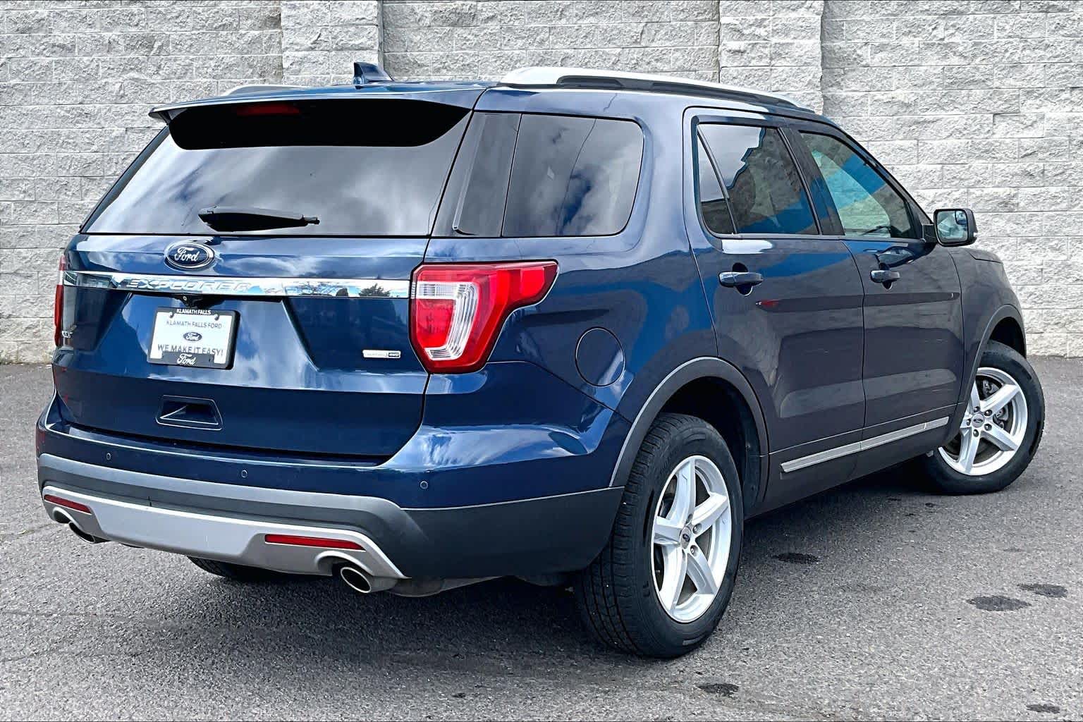 Thumbnail: 2016 Ford Explorer - 22