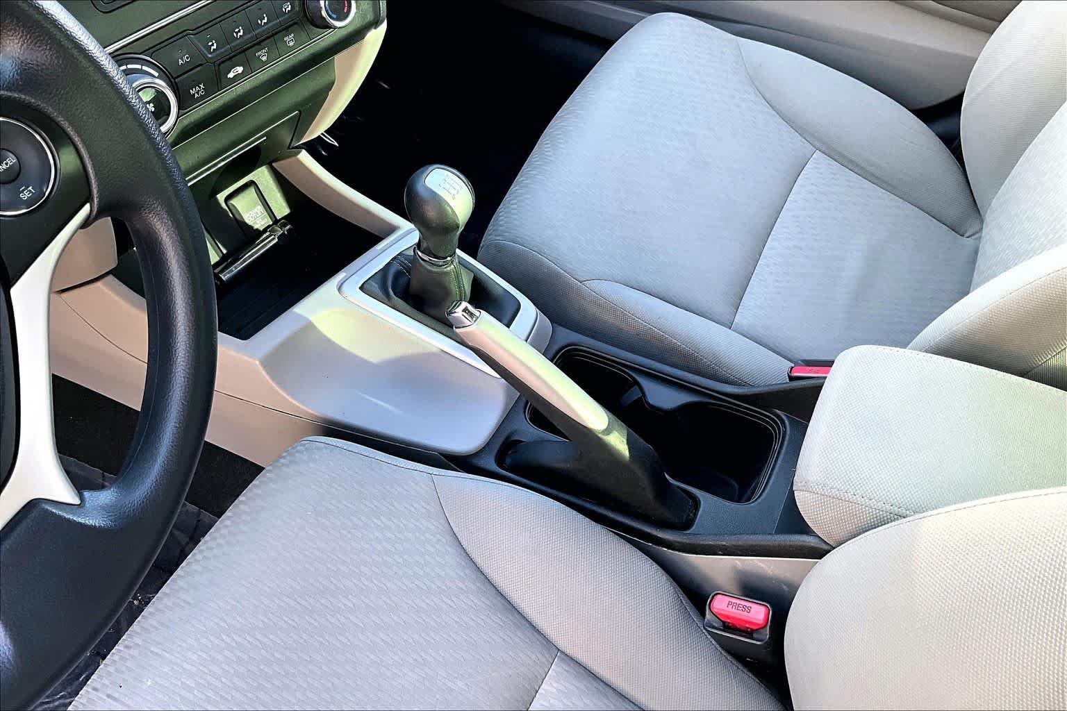 Thumbnail: 2015 Honda Civic - 16