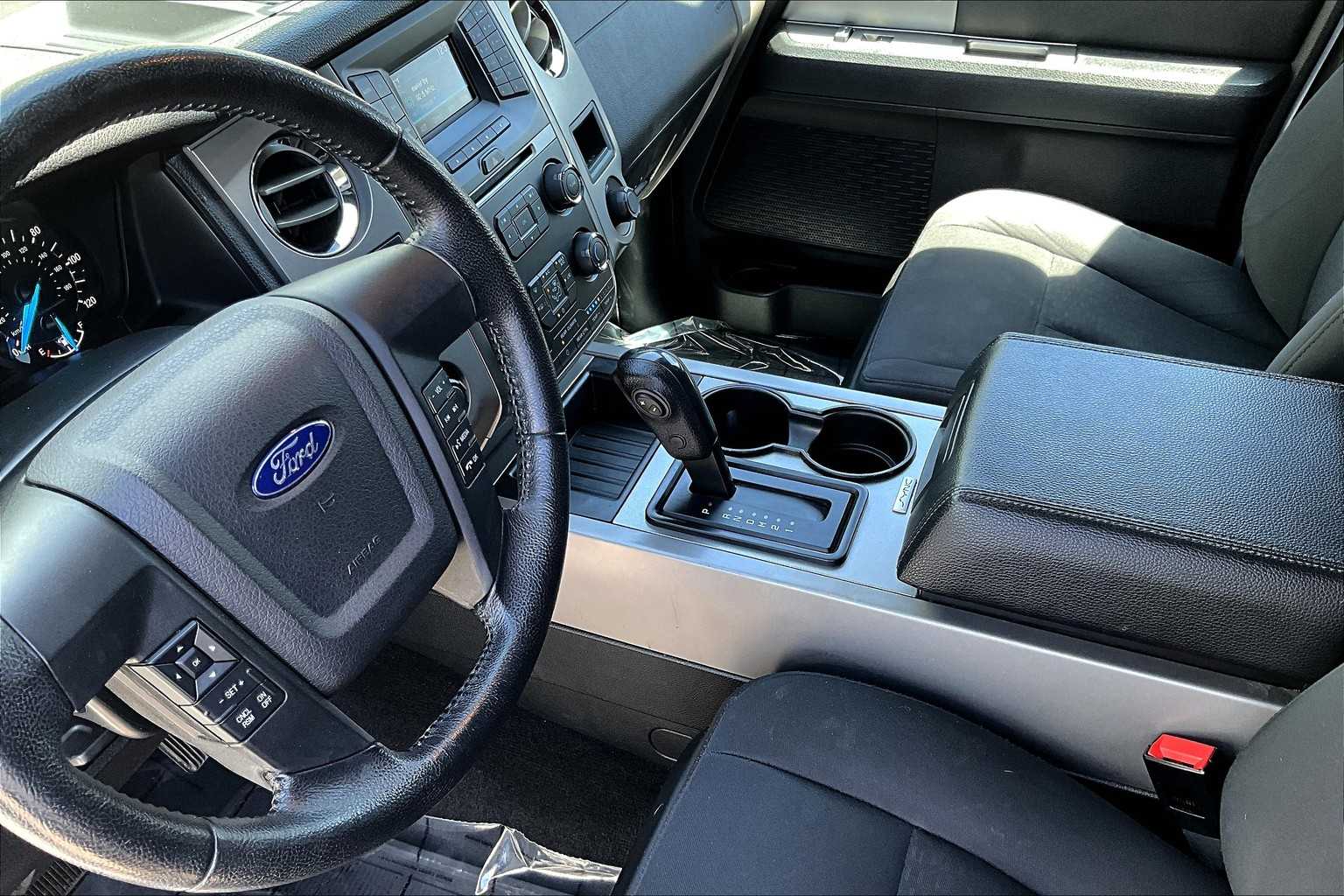 Thumbnail: 2017 Ford Expedition - 16