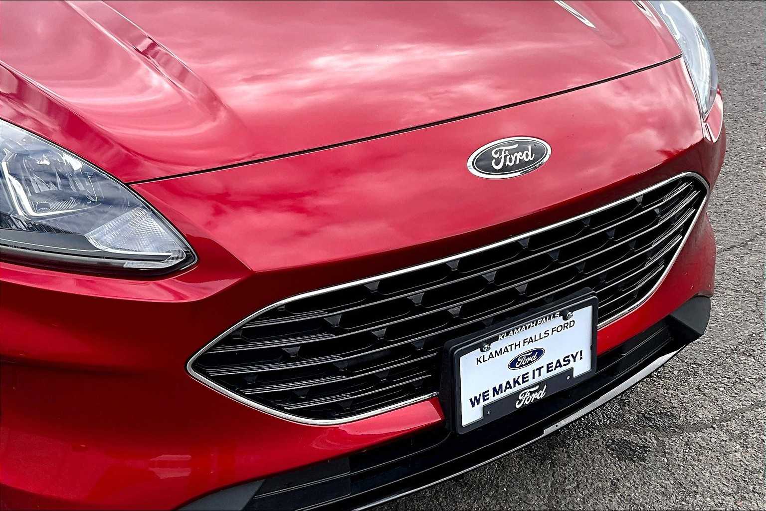 Thumbnail: 2022 Ford Escape - 33