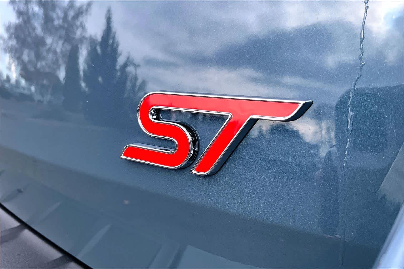 Thumbnail: 2026 Ford Explorer - 7