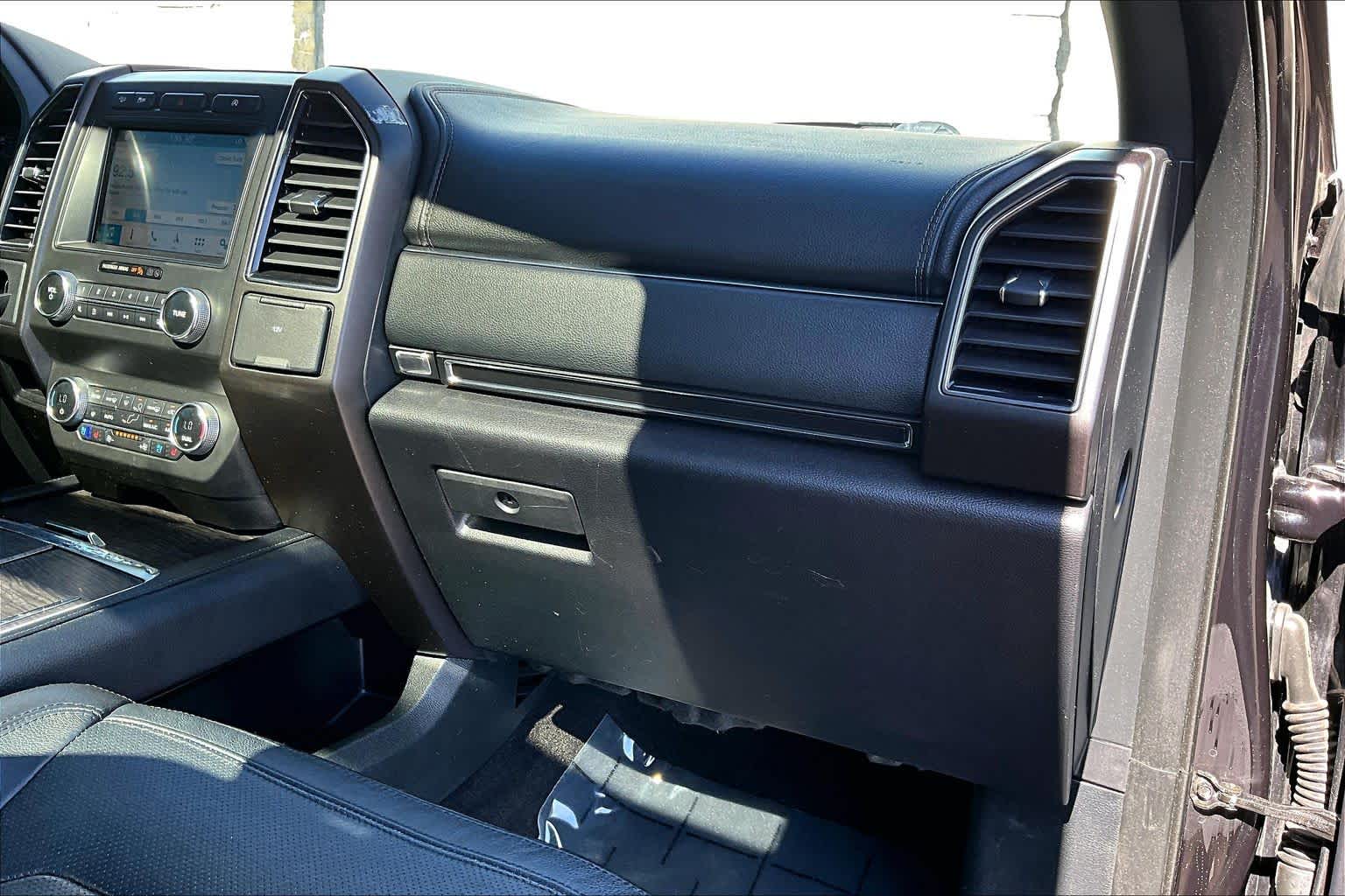 Thumbnail: 2019 Ford Expedition - 23