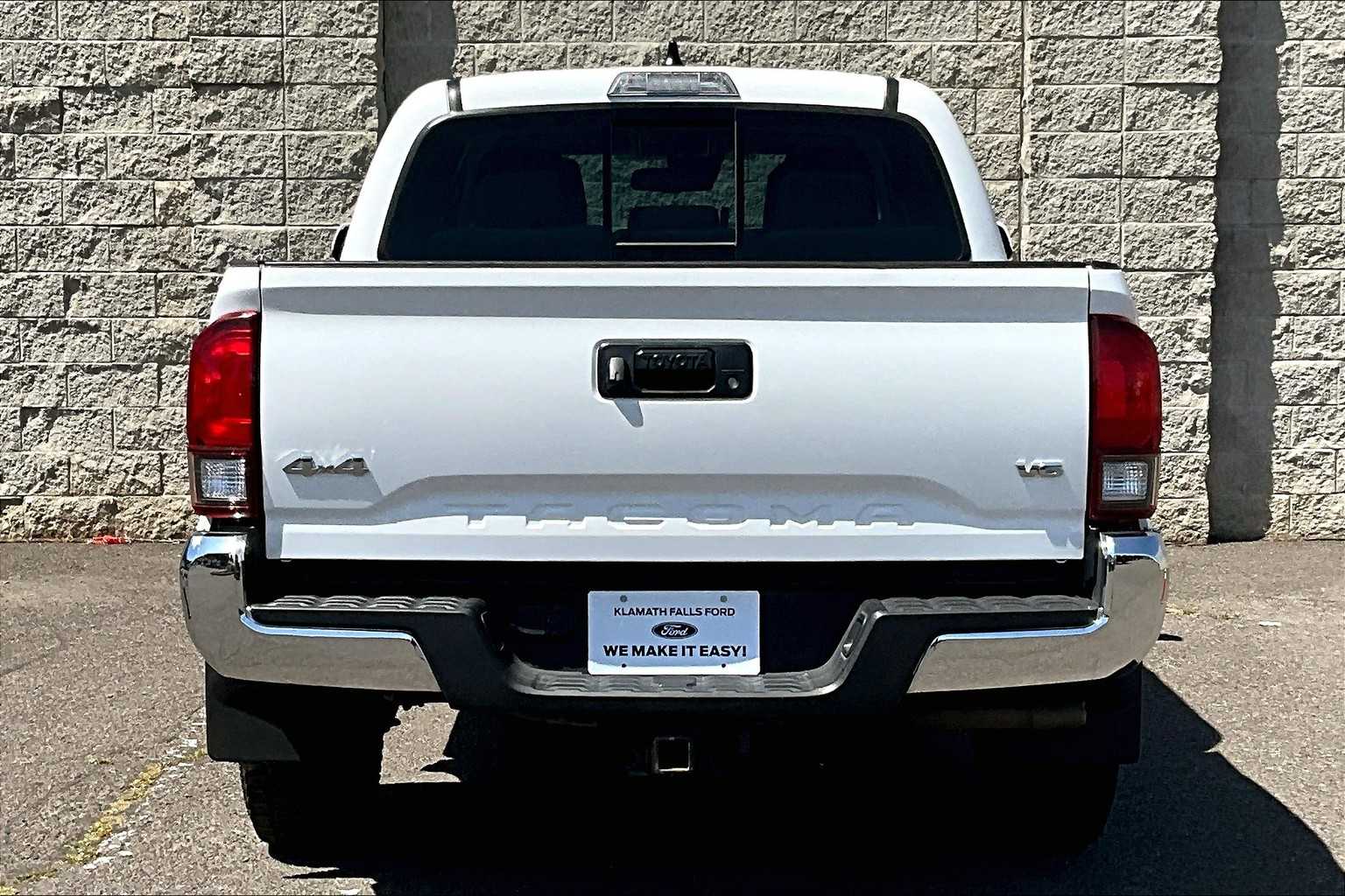 2022 Toyota Tacoma SR5 5
