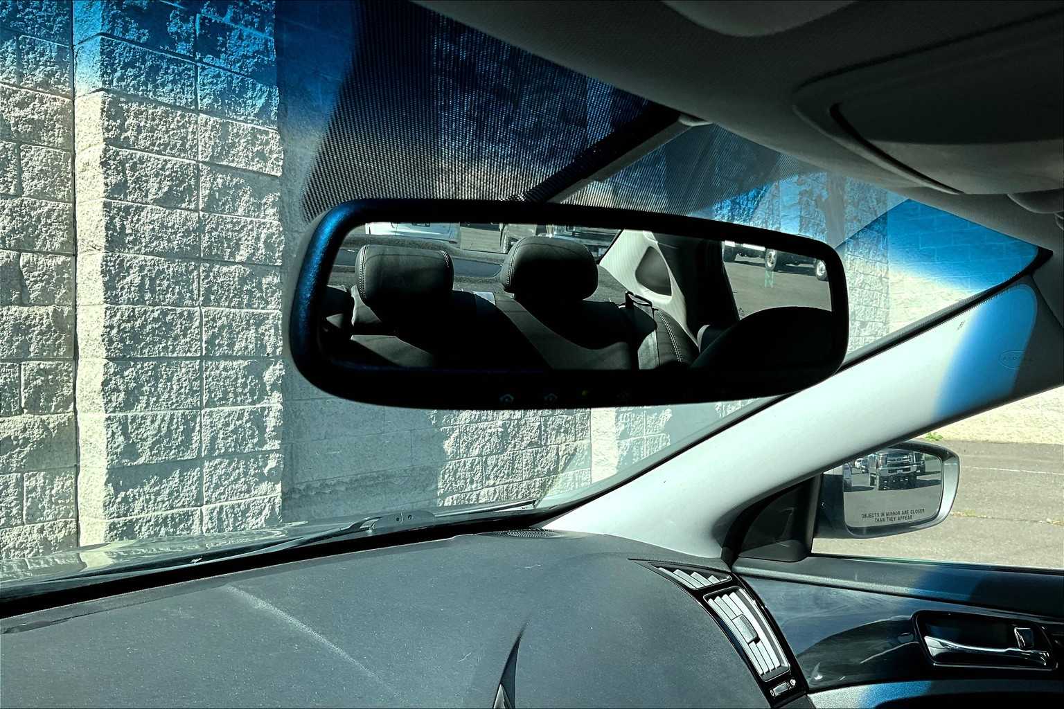 Thumbnail: 2011 Hyundai Sonata - 26