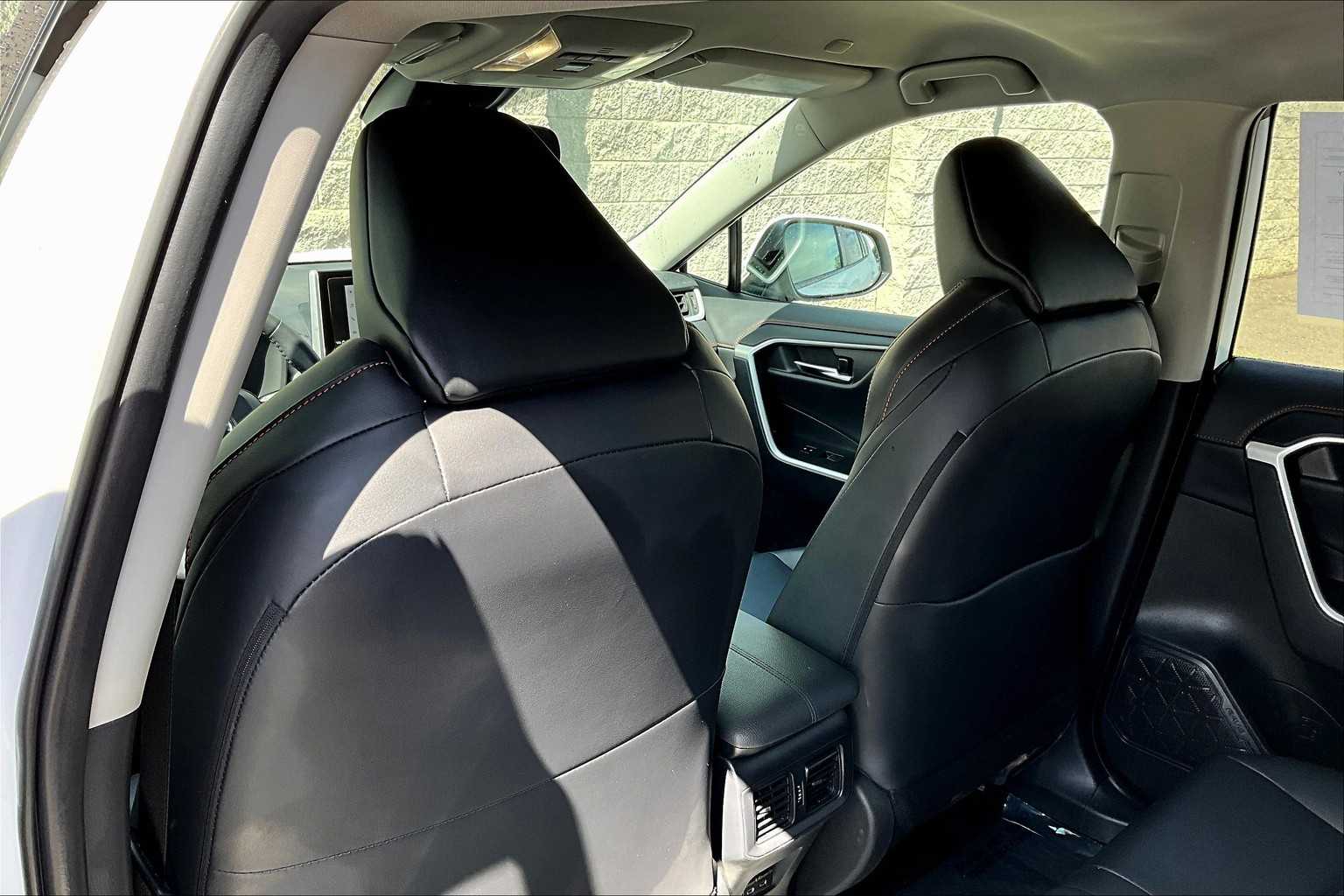 2024 Toyota RAV4 Adventure 12