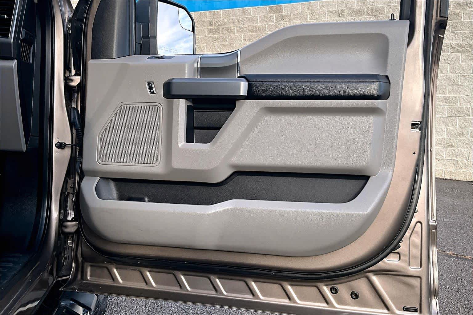 Thumbnail: 2018 Ford F-150 - 28