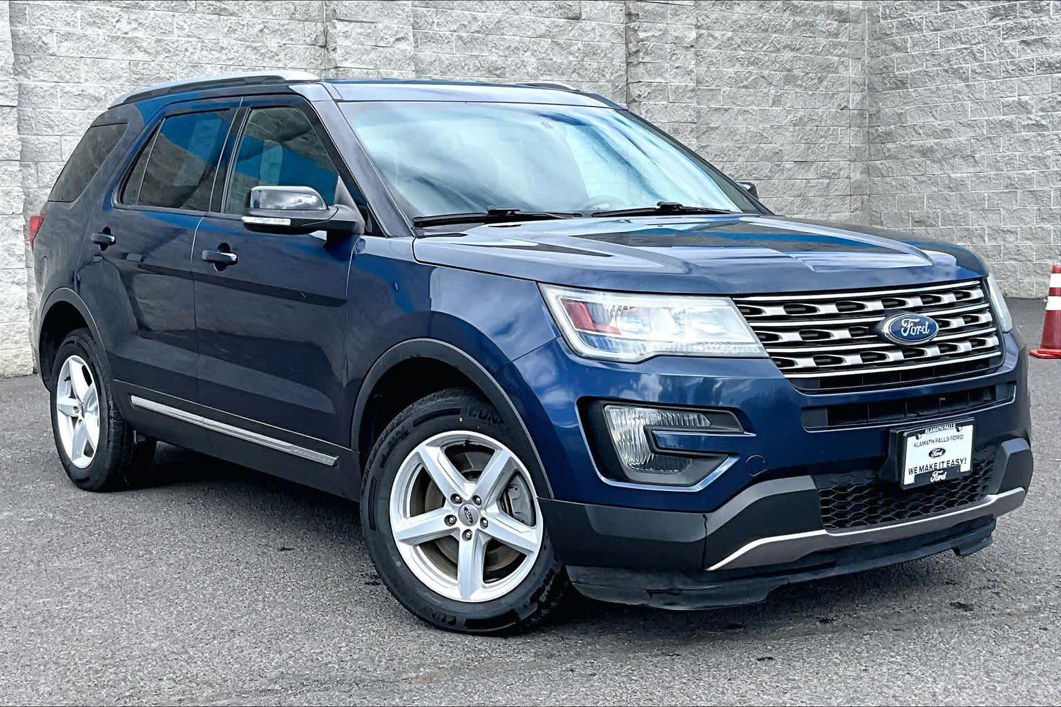 Thumbnail: 2016 Ford Explorer - 21