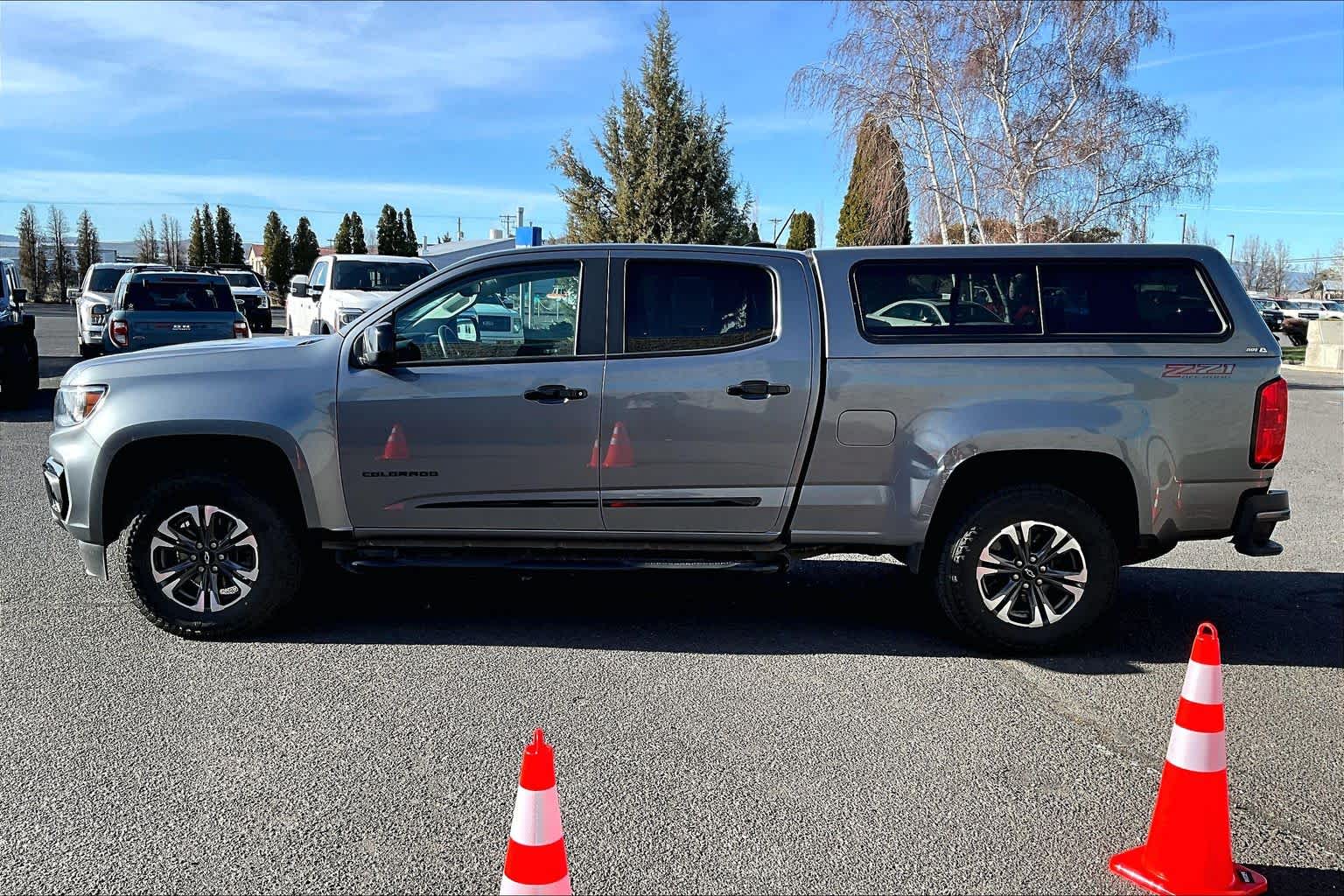 Thumbnail: 2021 Chevrolet Colorado - 3