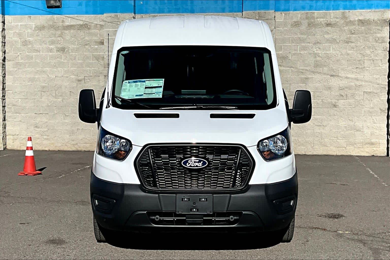 Thumbnail: 2026 Ford Transit Series - 6