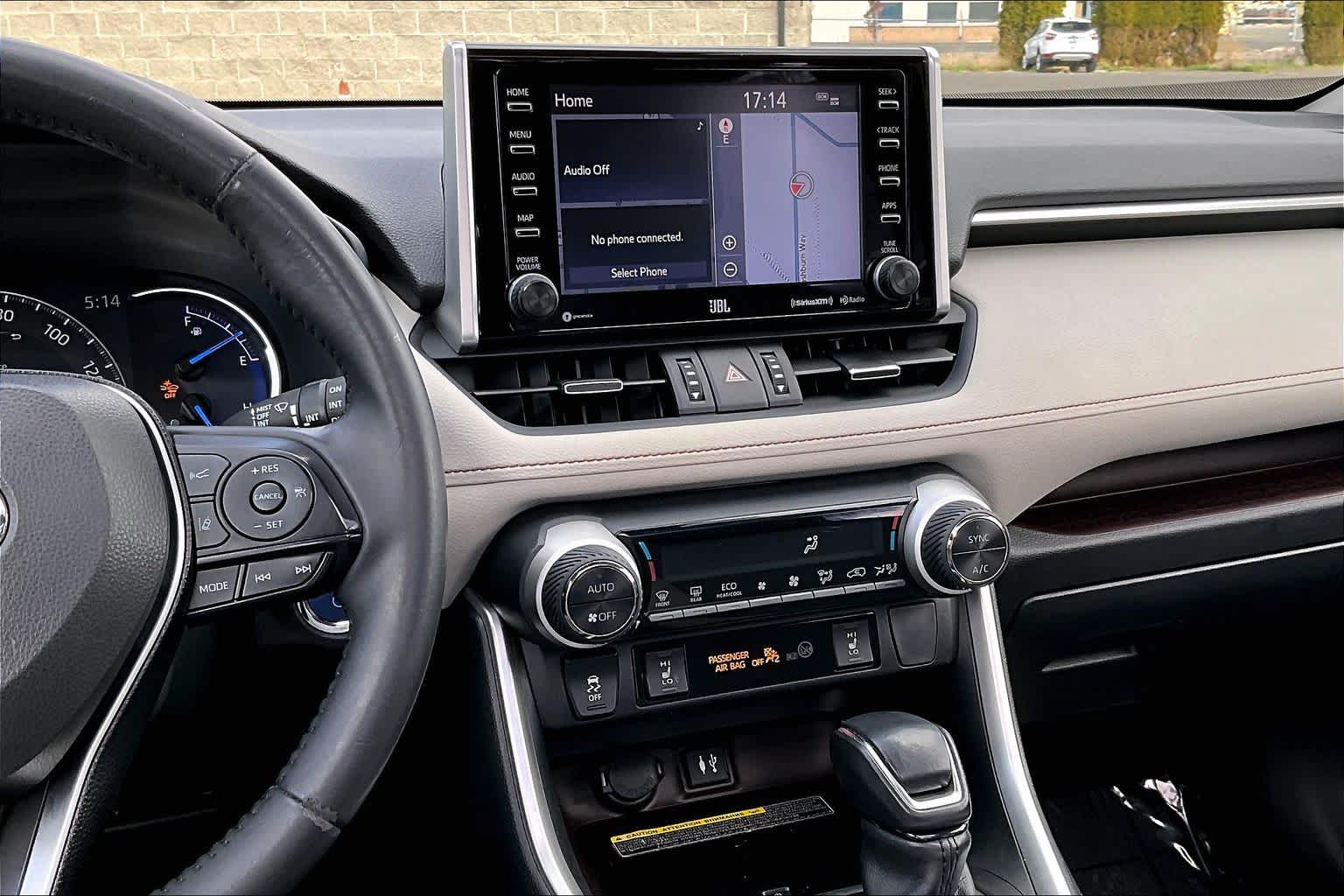 Thumbnail: 2019 Toyota RAV4 - 15