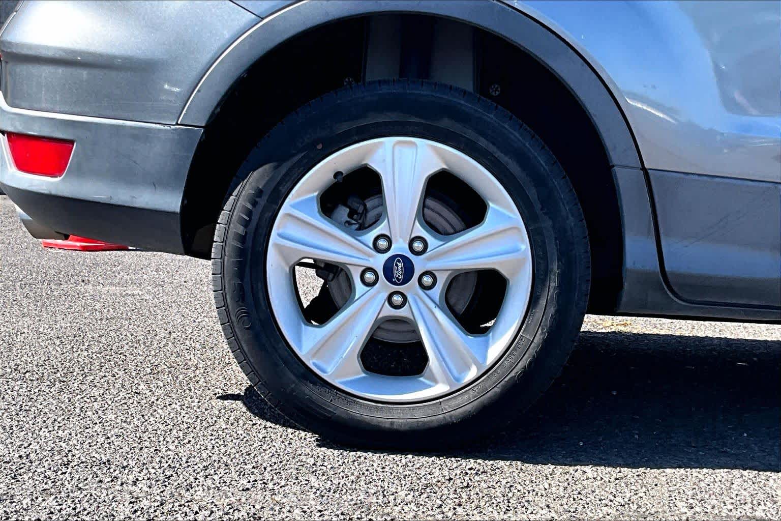 Thumbnail: 2014 Ford Escape - 36