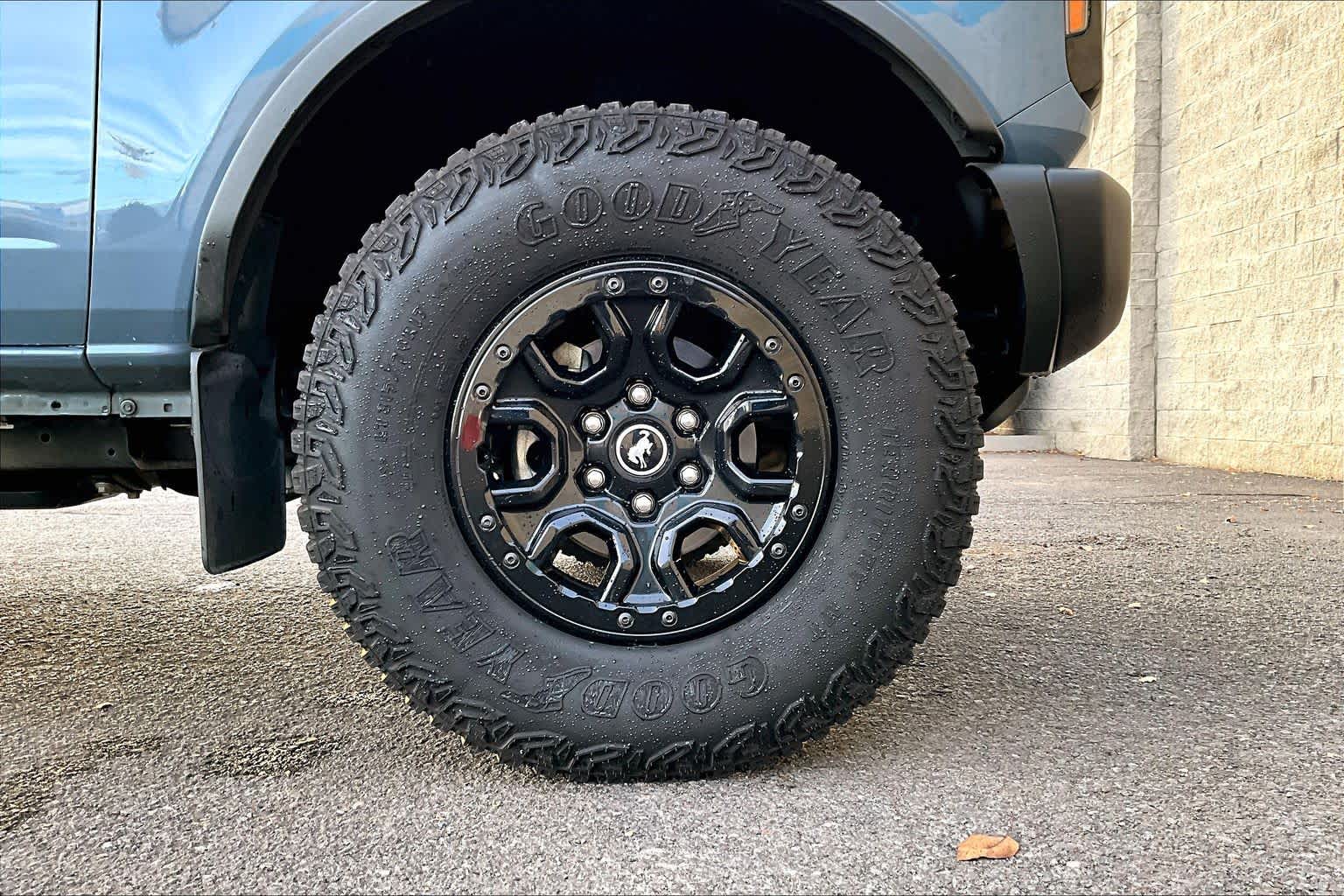 Thumbnail: 2023 Ford Bronco - 34