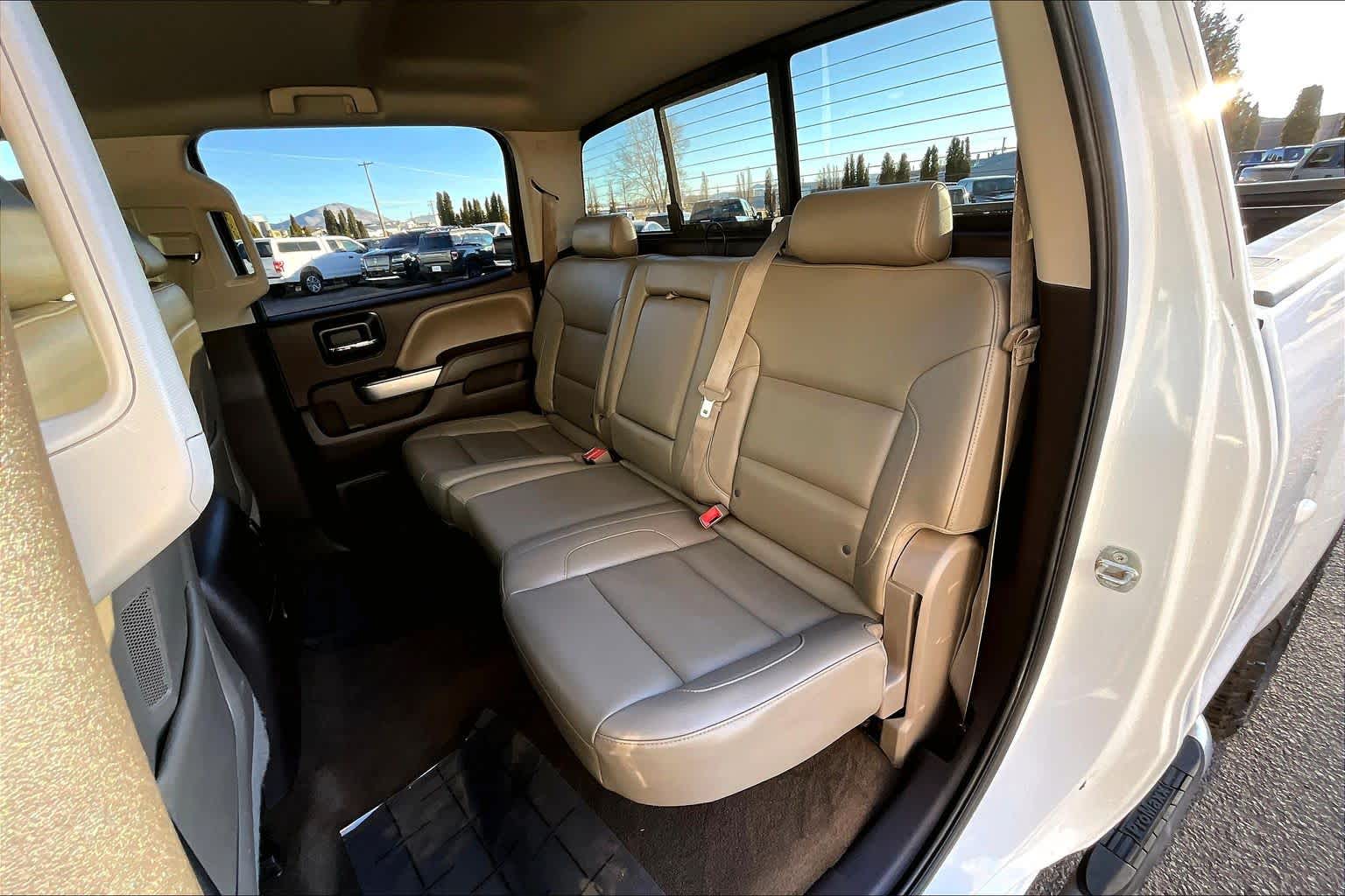 Thumbnail: 2015 Chevrolet Silverado 2500 - 29