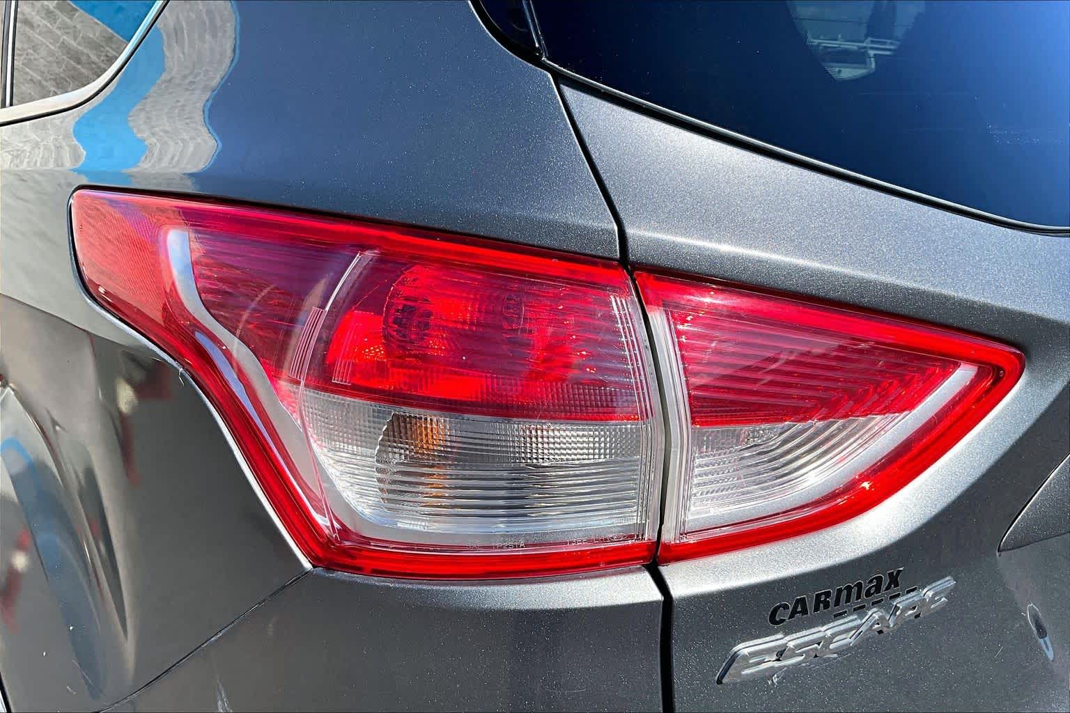 Thumbnail: 2014 Ford Escape - 32
