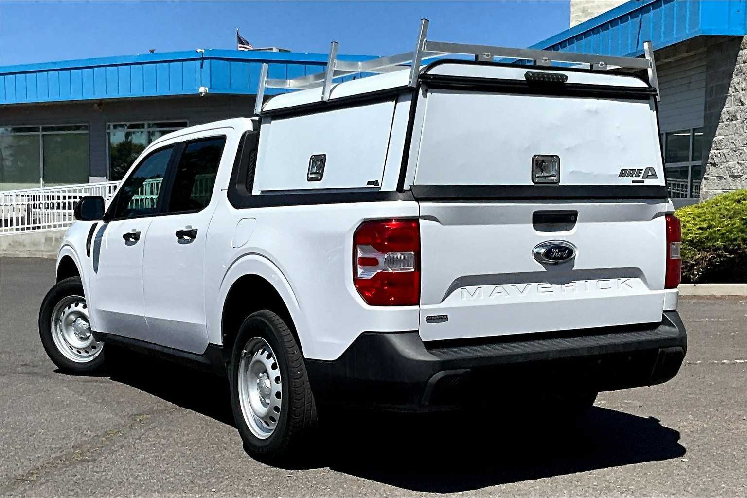 Thumbnail: 2022 Ford Maverick - 4