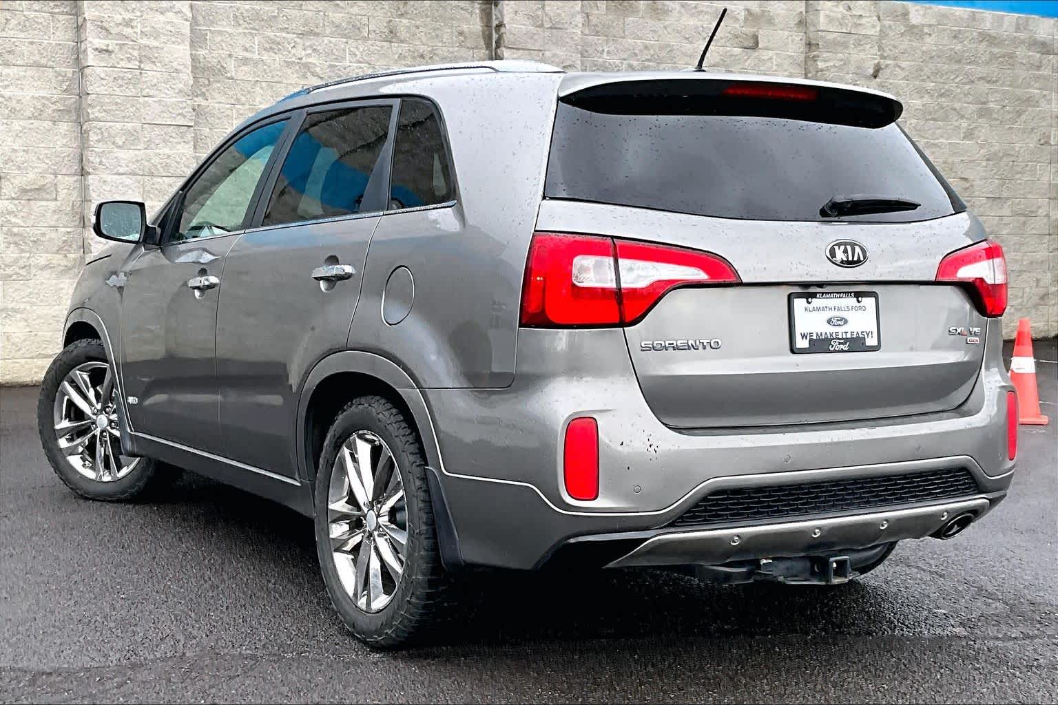 Thumbnail: 2014 Kia Sorento - 4