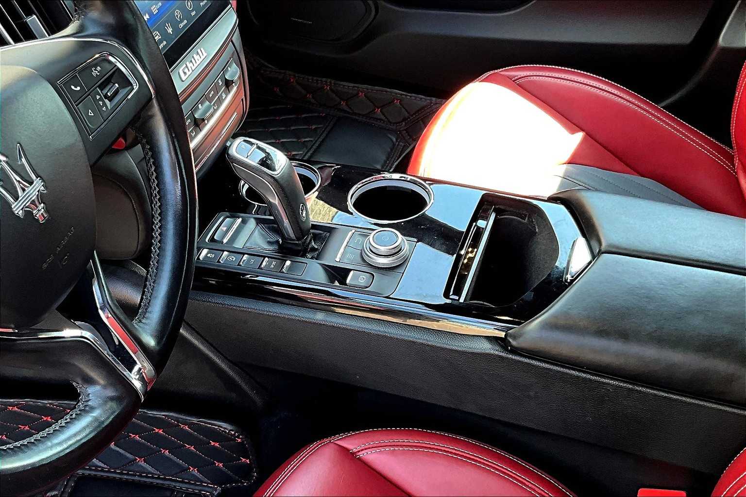 Thumbnail: 2019 Maserati Ghibli - 16