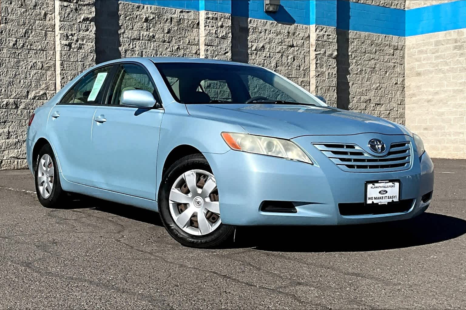 2007 Toyota Camry LE 21