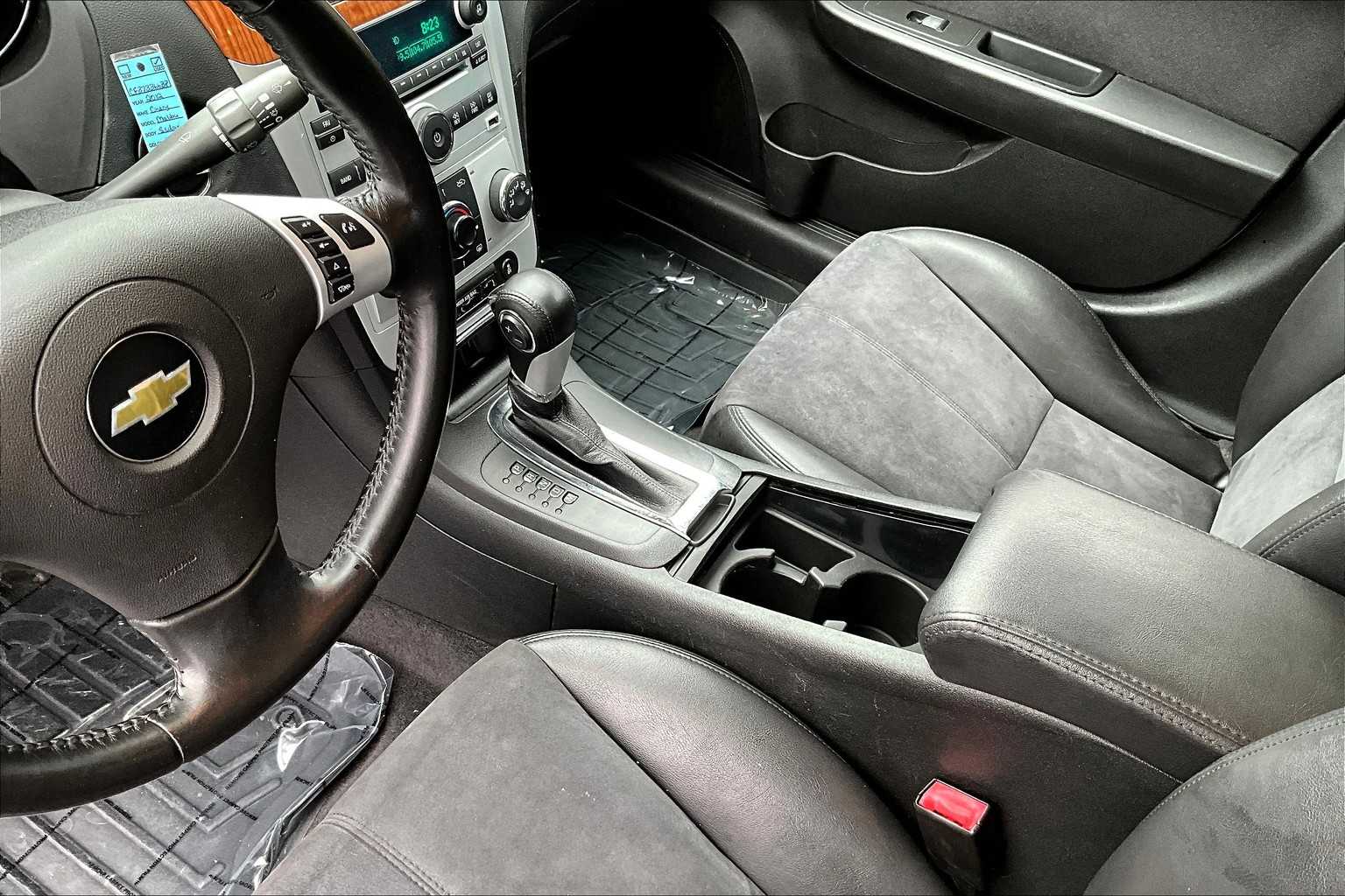 Thumbnail: 2012 Chevrolet Malibu - 16
