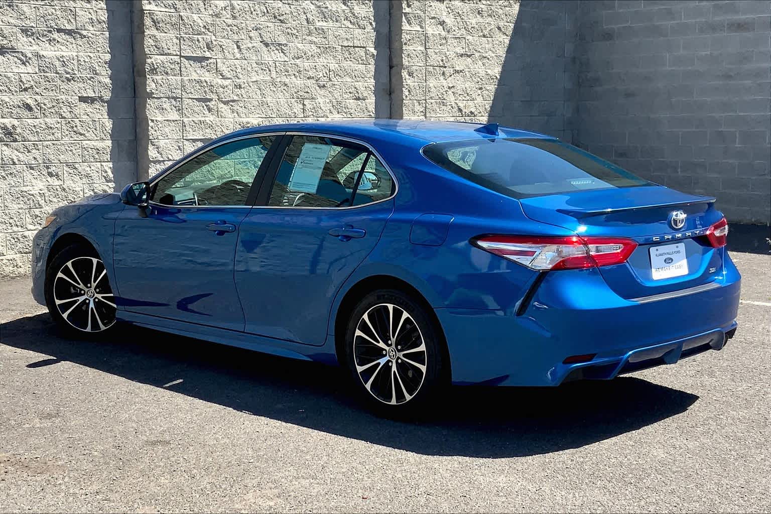 Thumbnail: 2020 Toyota Camry - 4