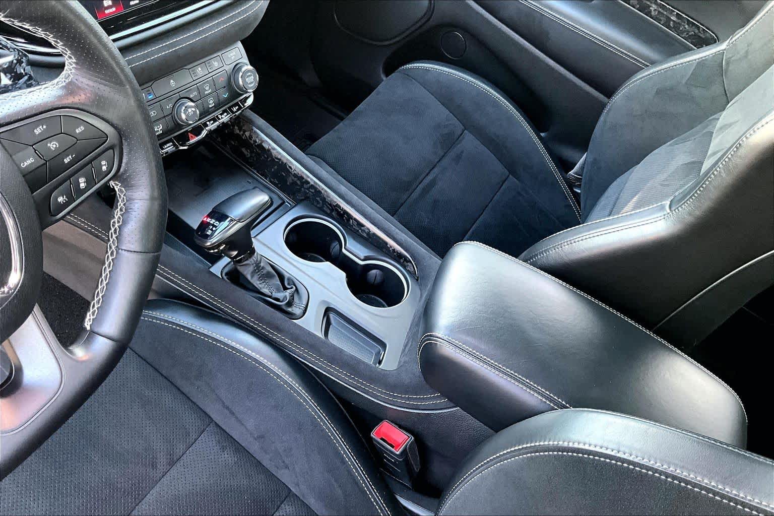 Thumbnail: 2021 Dodge Durango - 16