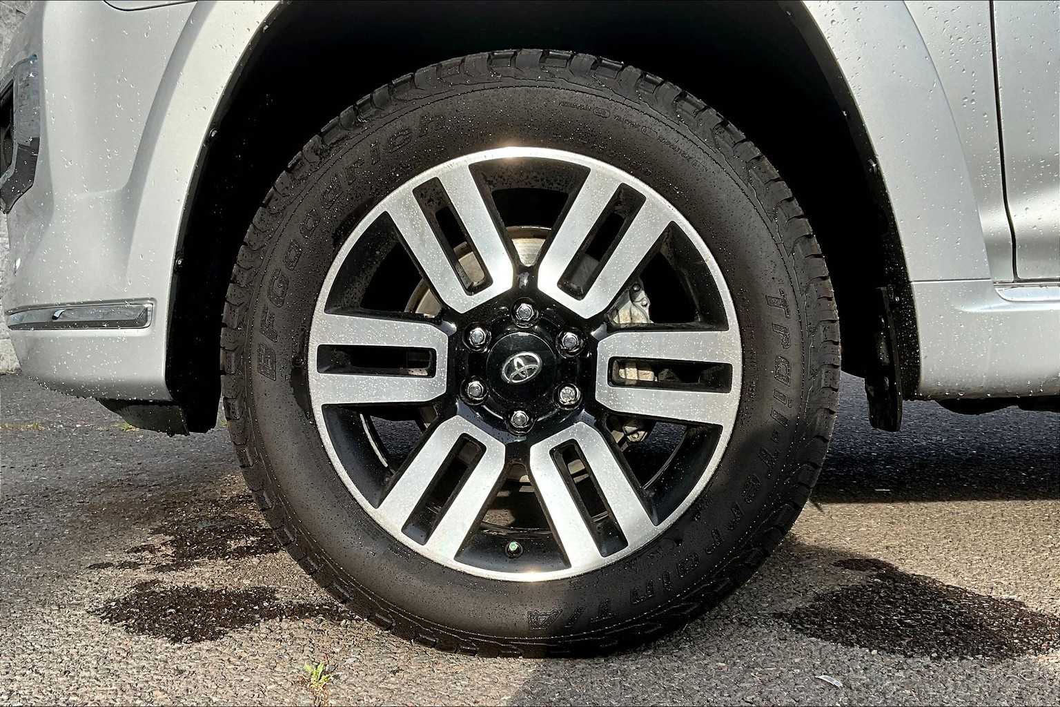 Thumbnail: 2022 Toyota 4Runner - 8