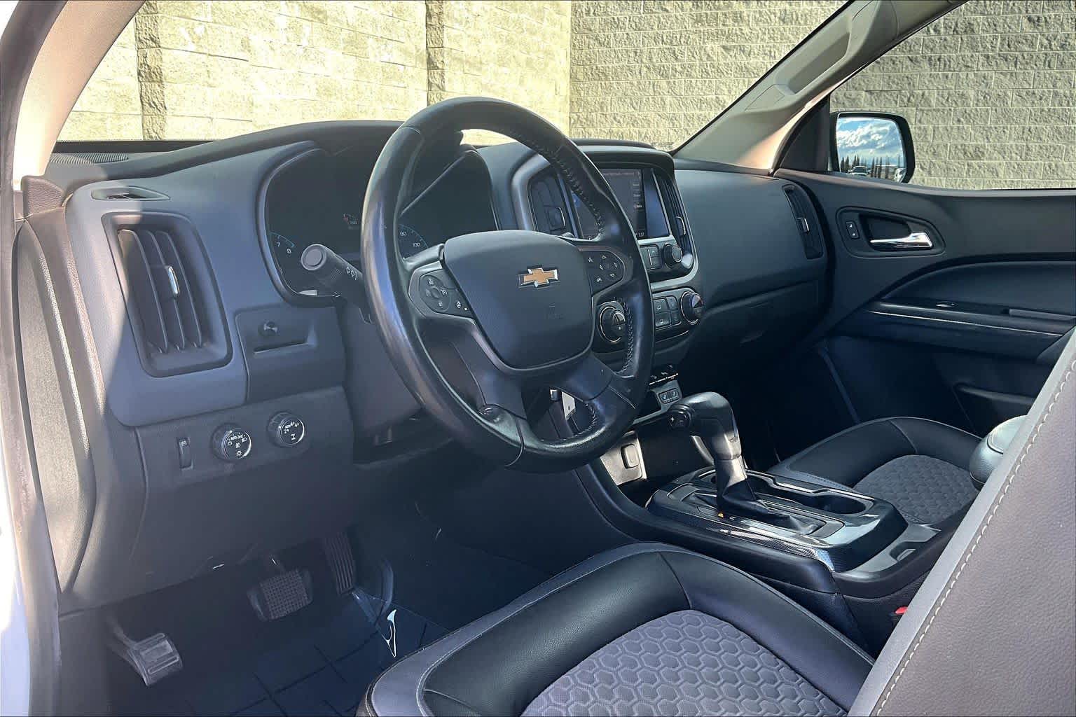 Thumbnail: 2021 Chevrolet Colorado - 2