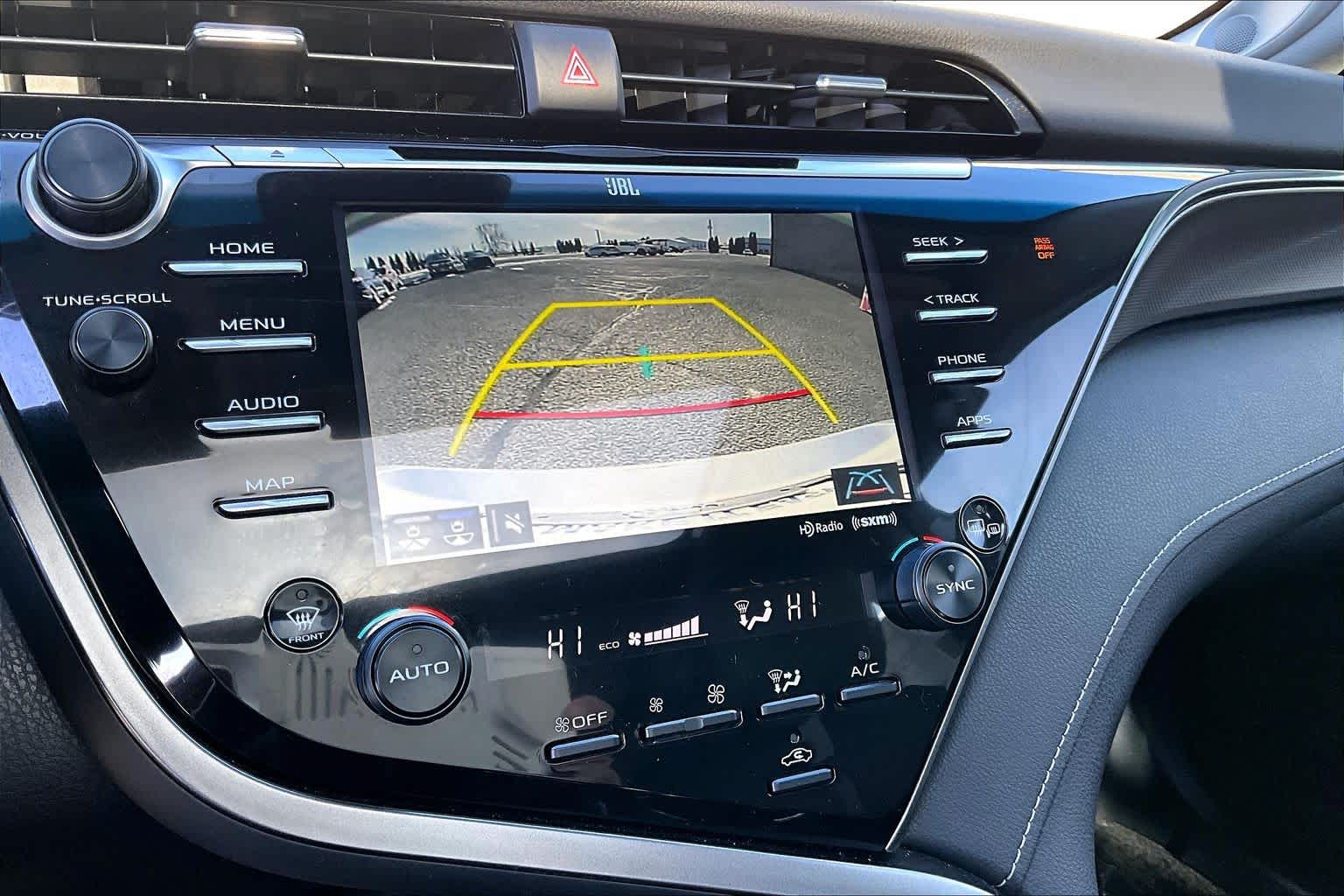 Thumbnail: 2020 Toyota Camry - 26