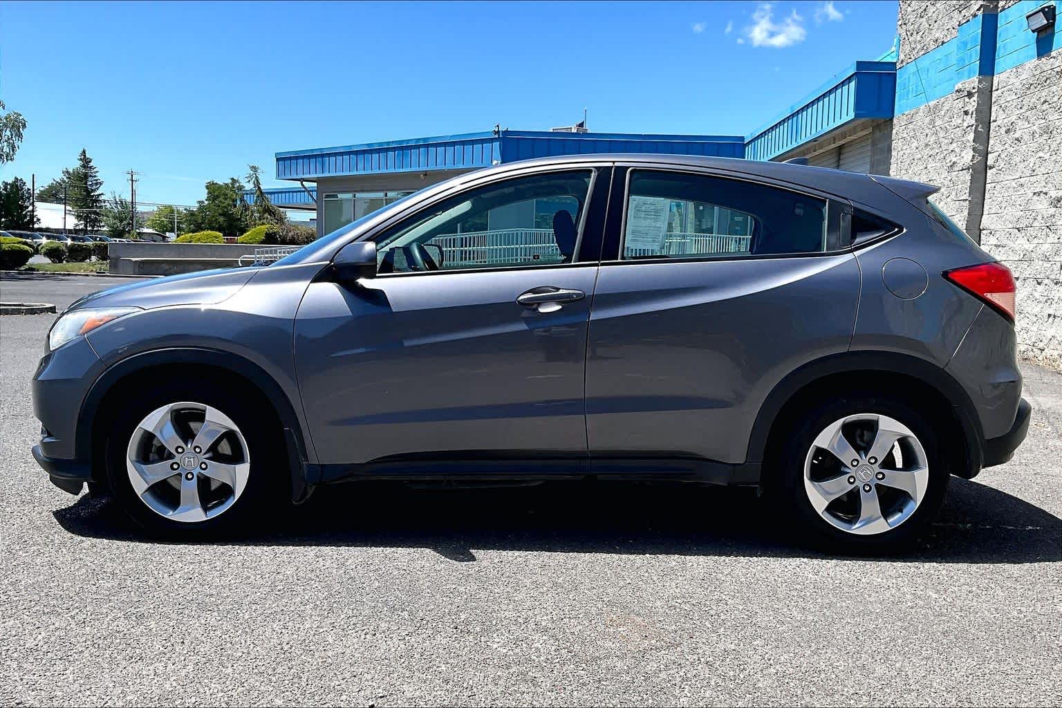 Thumbnail: 2018 Honda HR-V - 2