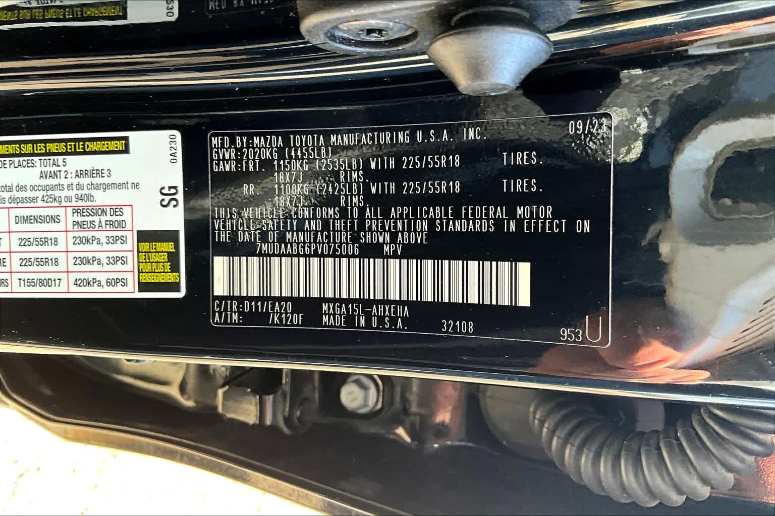 2023 Toyota Corolla Cross XLE 20
